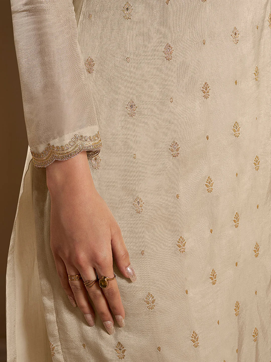 Kashish Kamiz & Pant