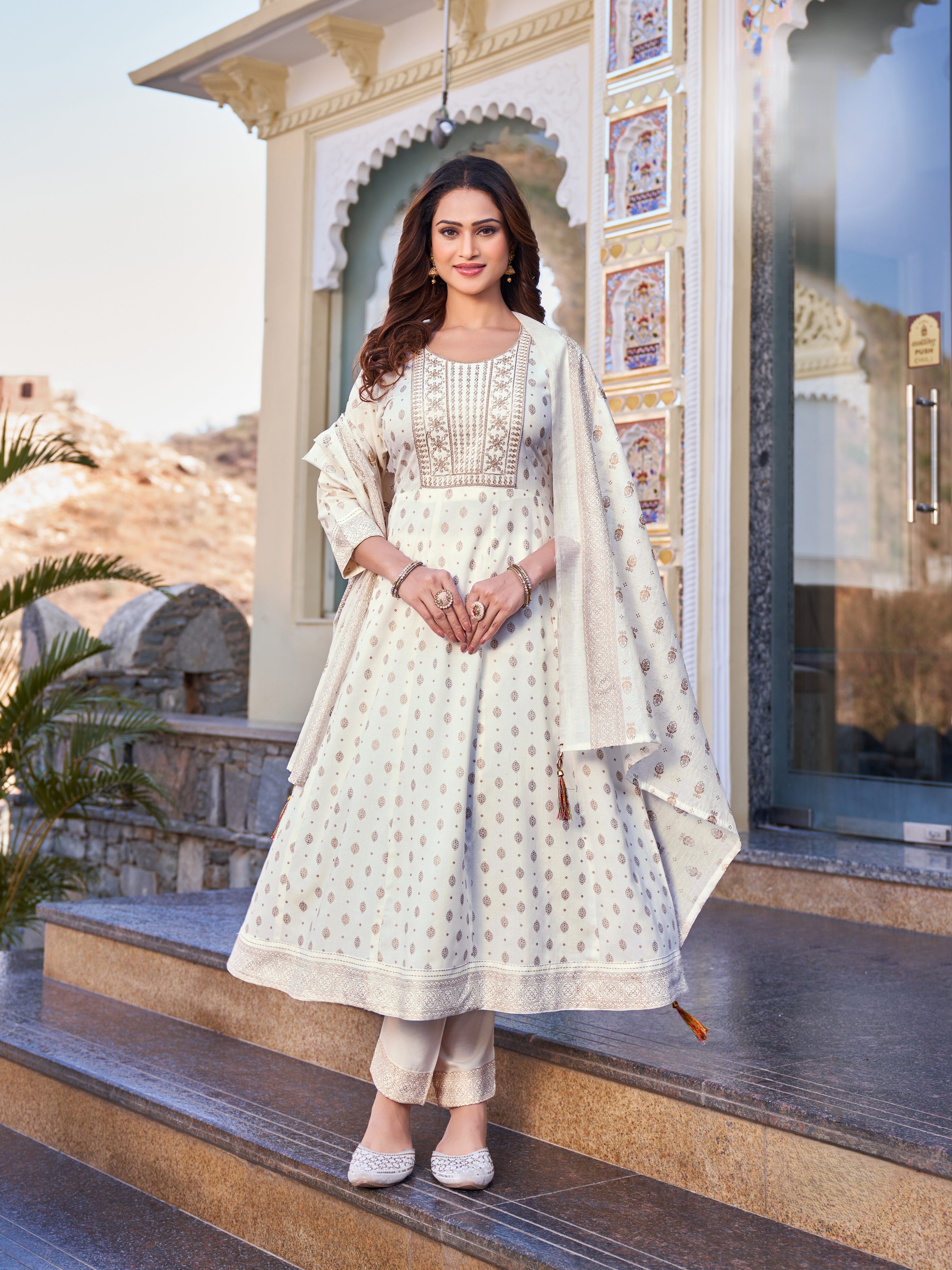 Keshni Flair Kamiz & Pant