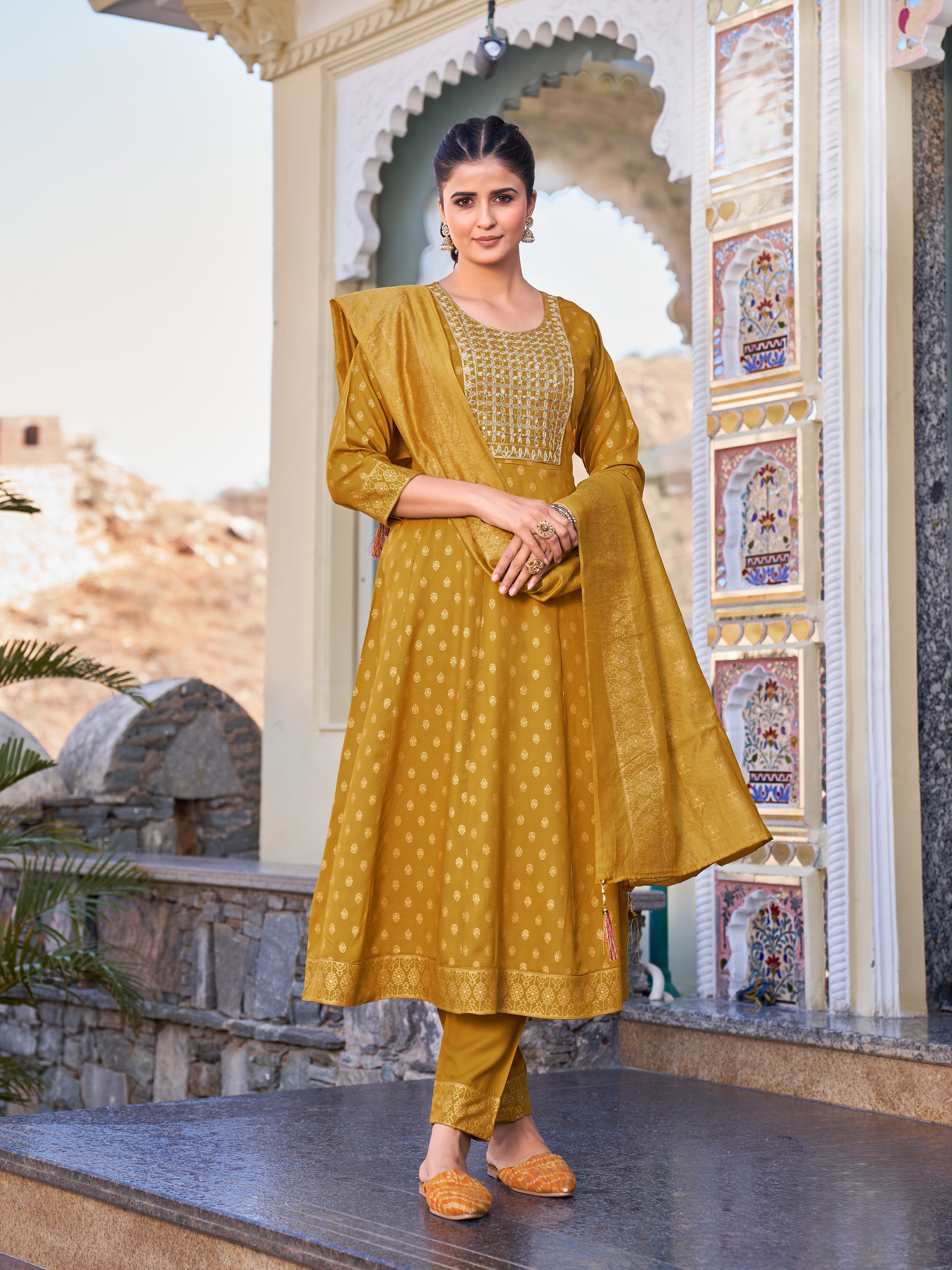 Keshni Flair Kamiz & Pant