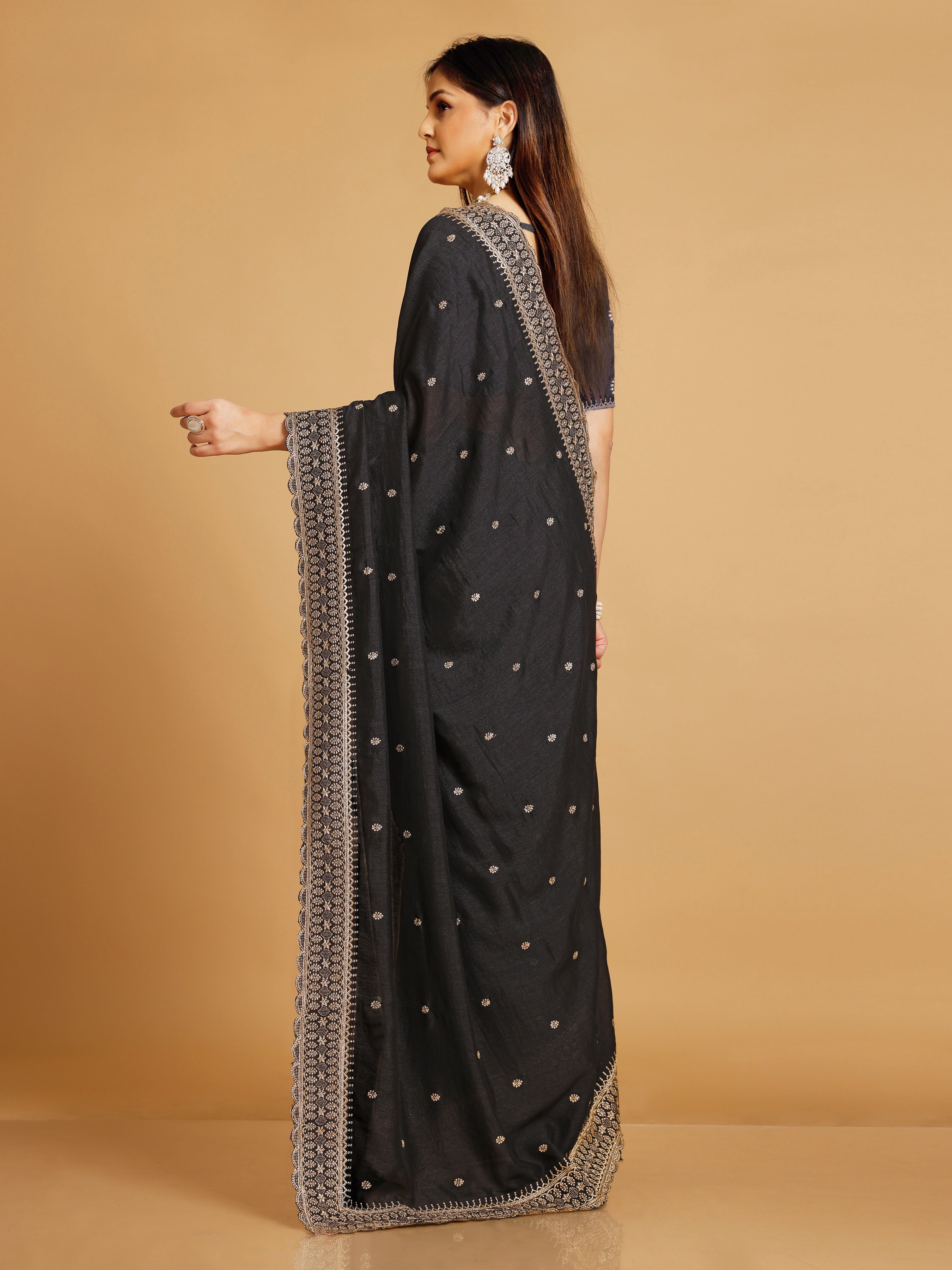 Mahira Saree