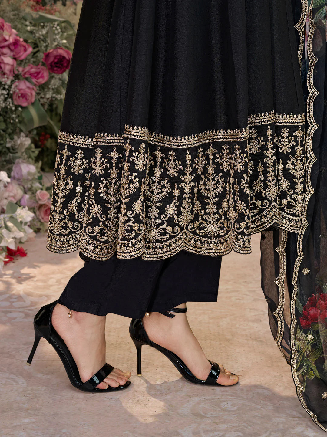 Saesha Flair Suit