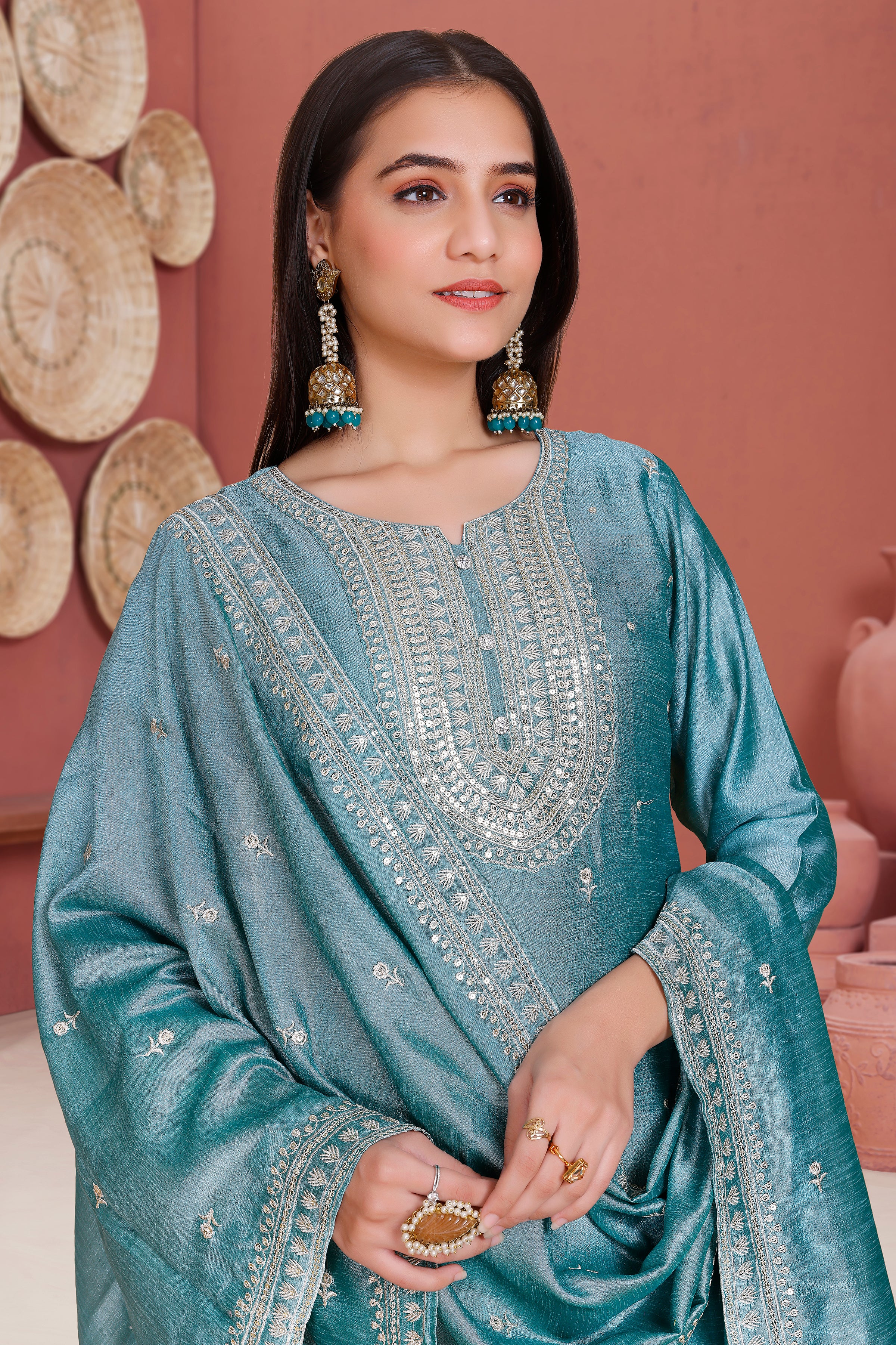 Kareena Kamiz & Pant