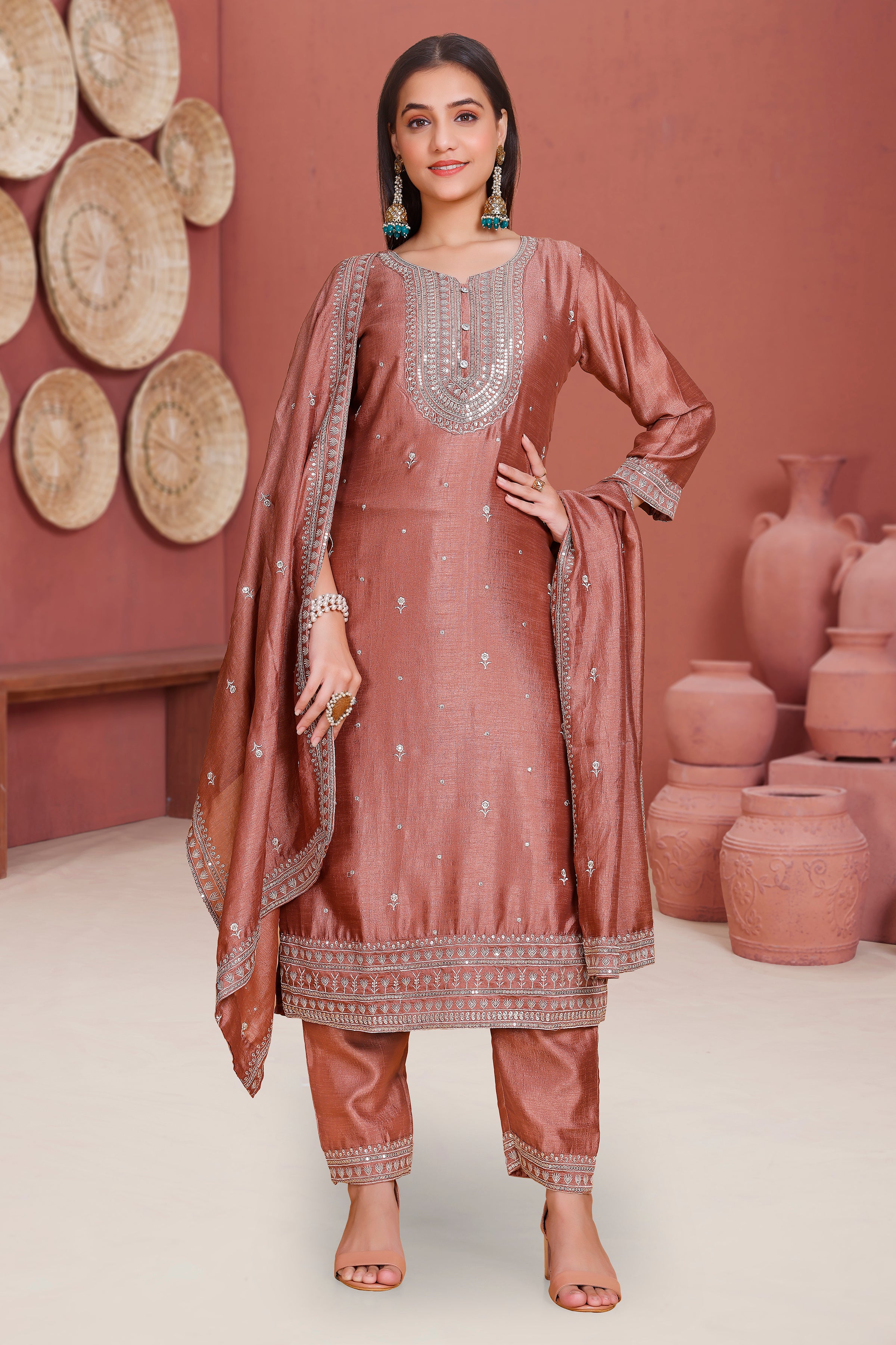 Kareena Kamiz & Pant