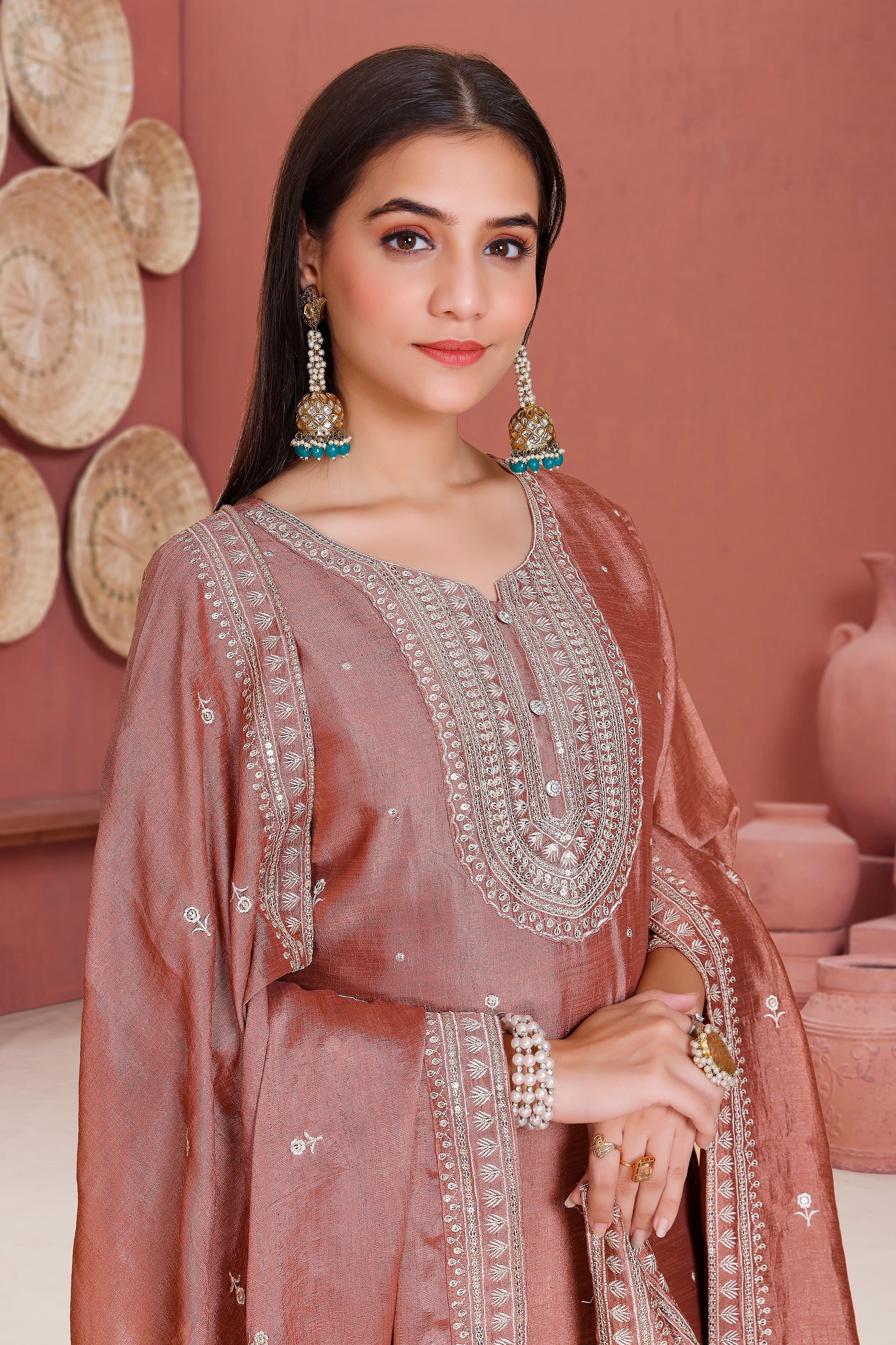 Kareena Kamiz & Pant