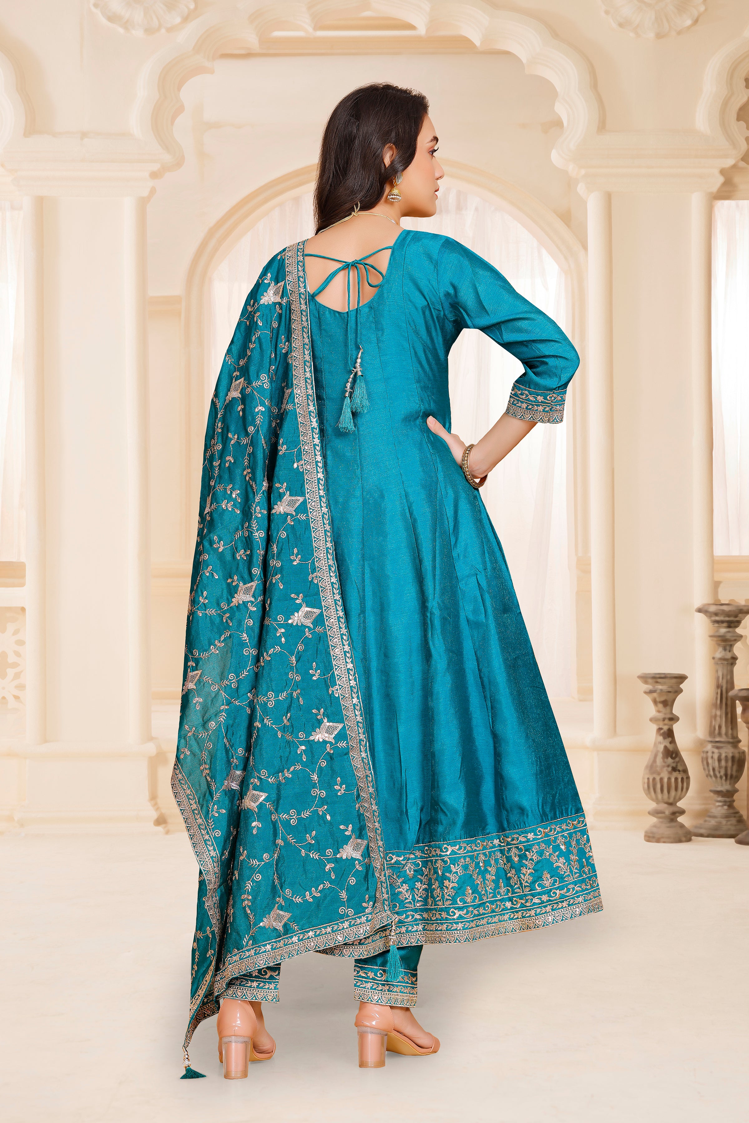 Hirva Flair Kamiz & Pant