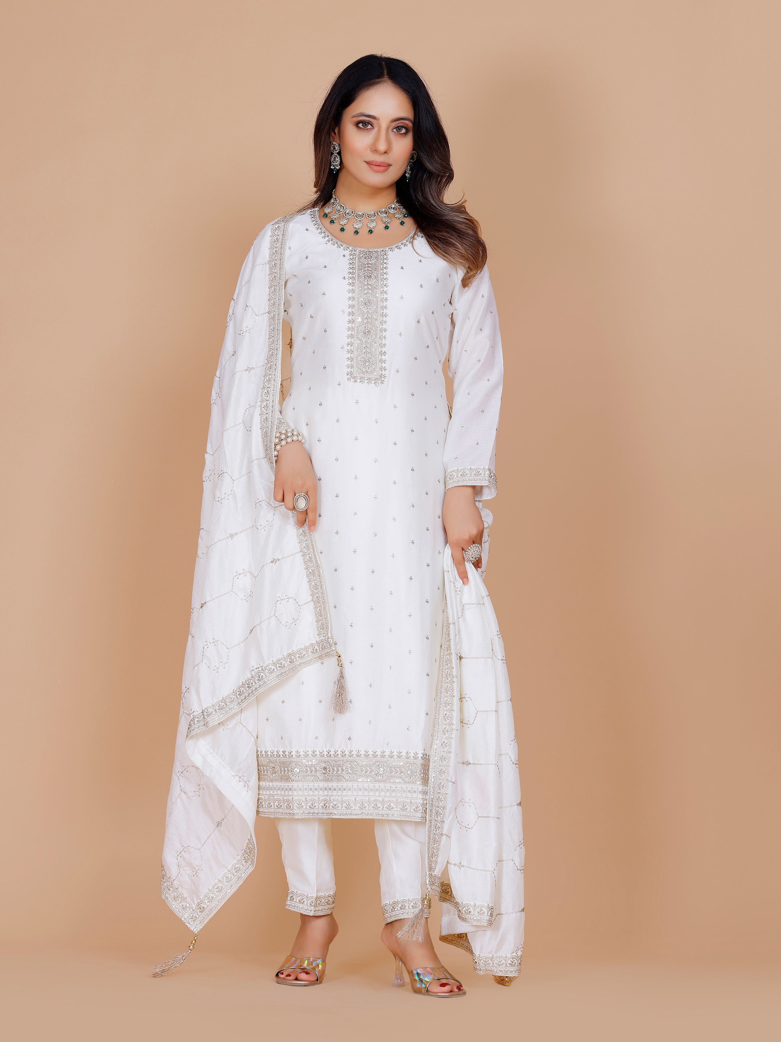 Aanya Kamiz & Pant