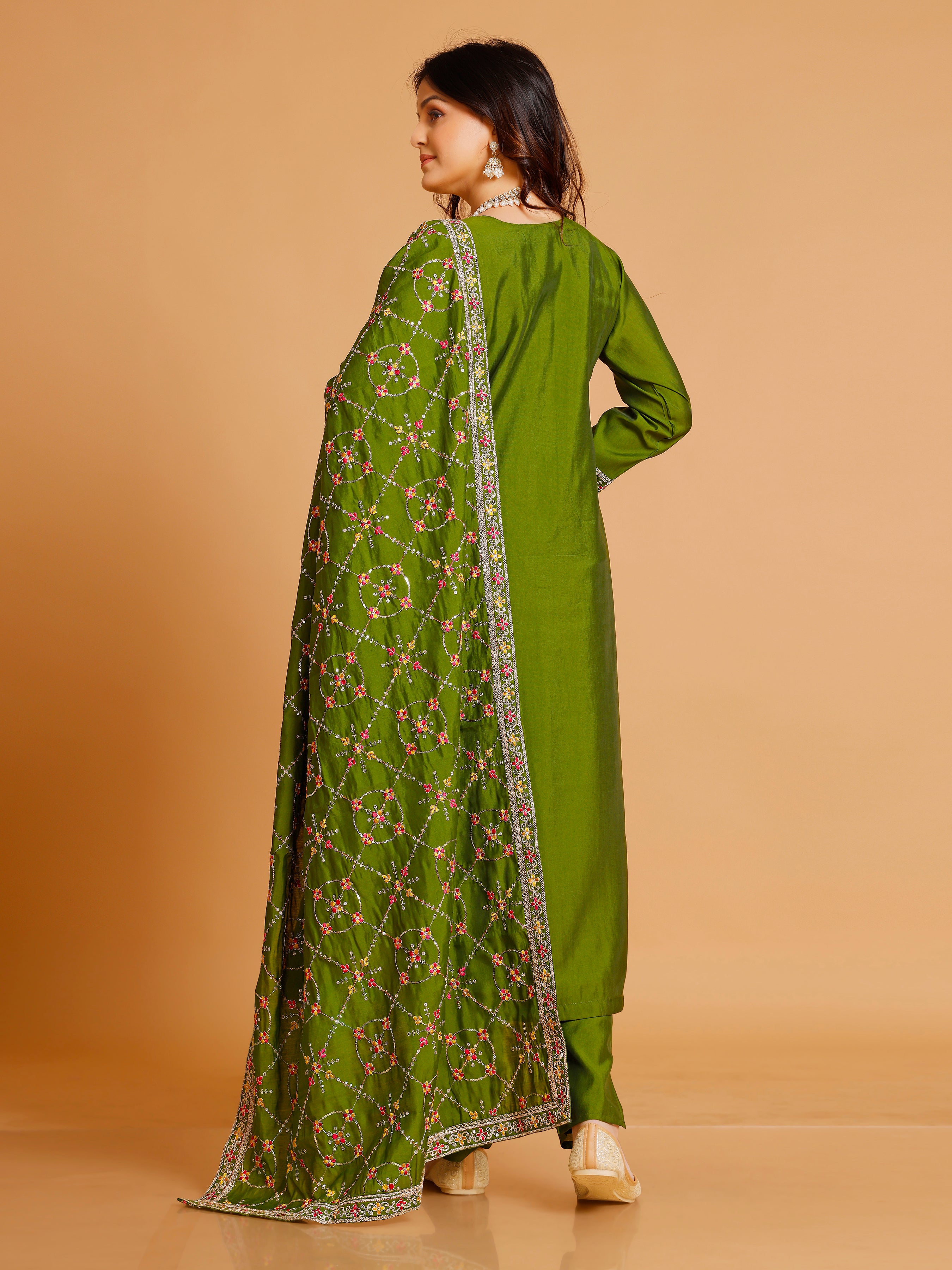 Raha Kamiz & Pant