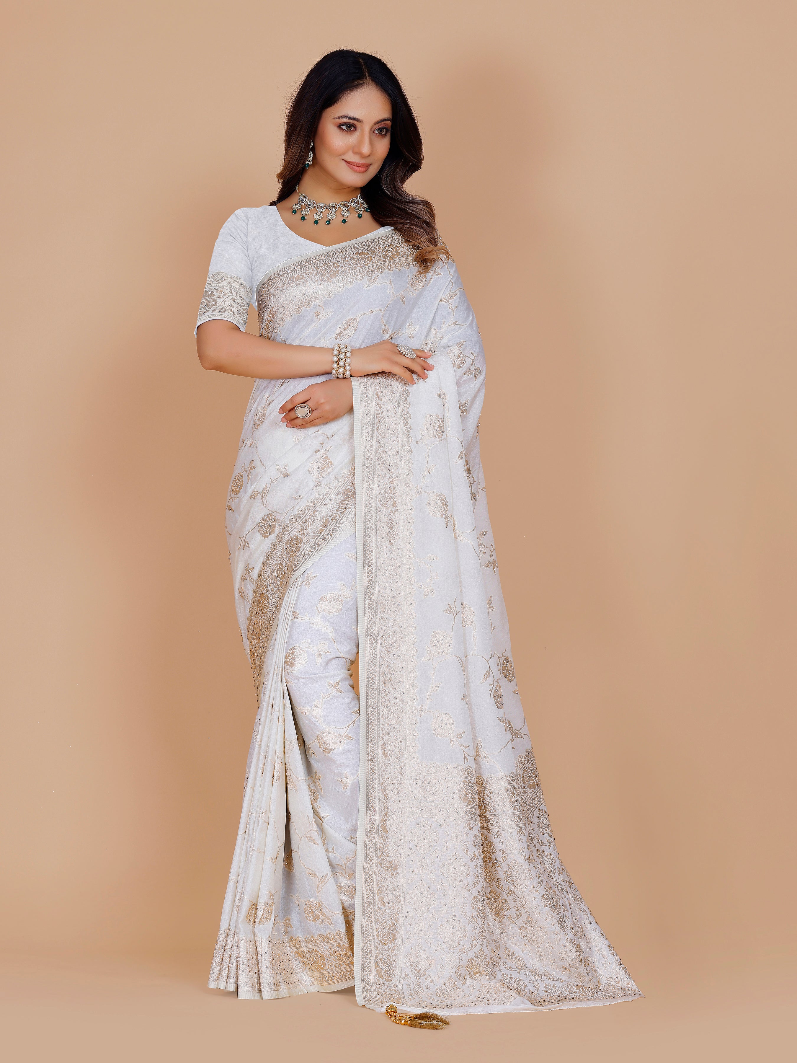 Juhi Saree
