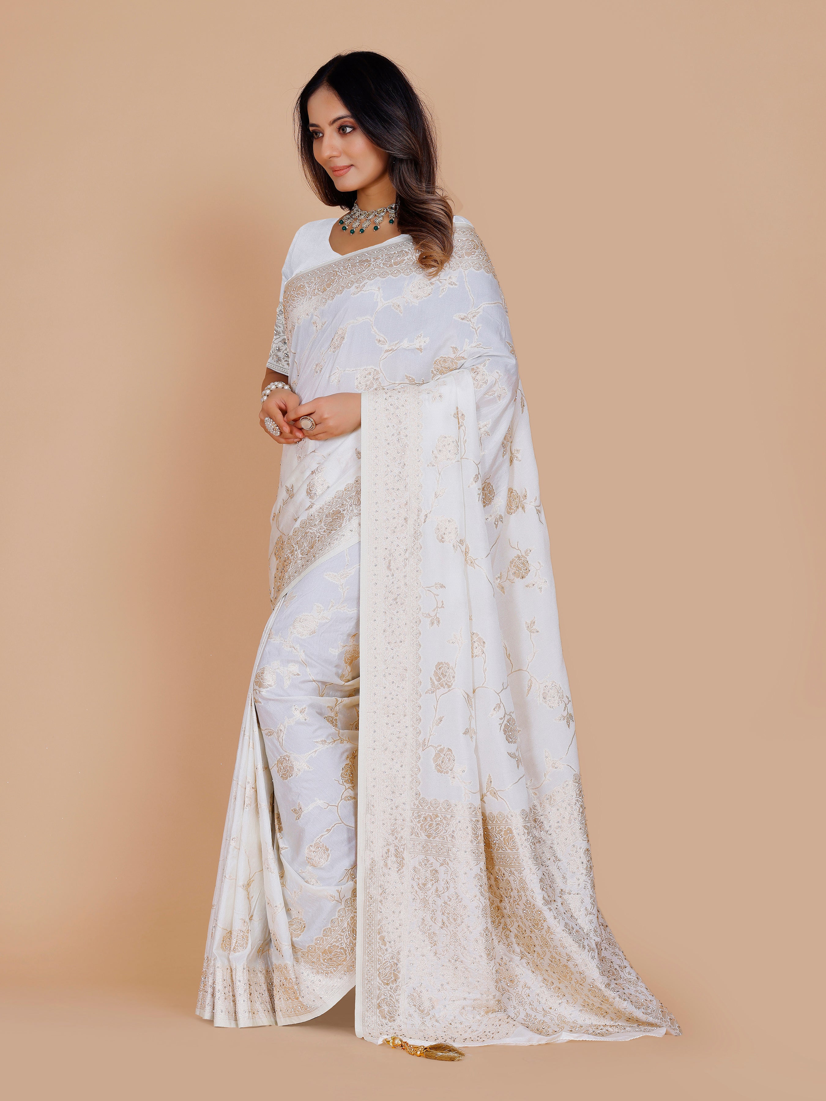 Juhi Saree