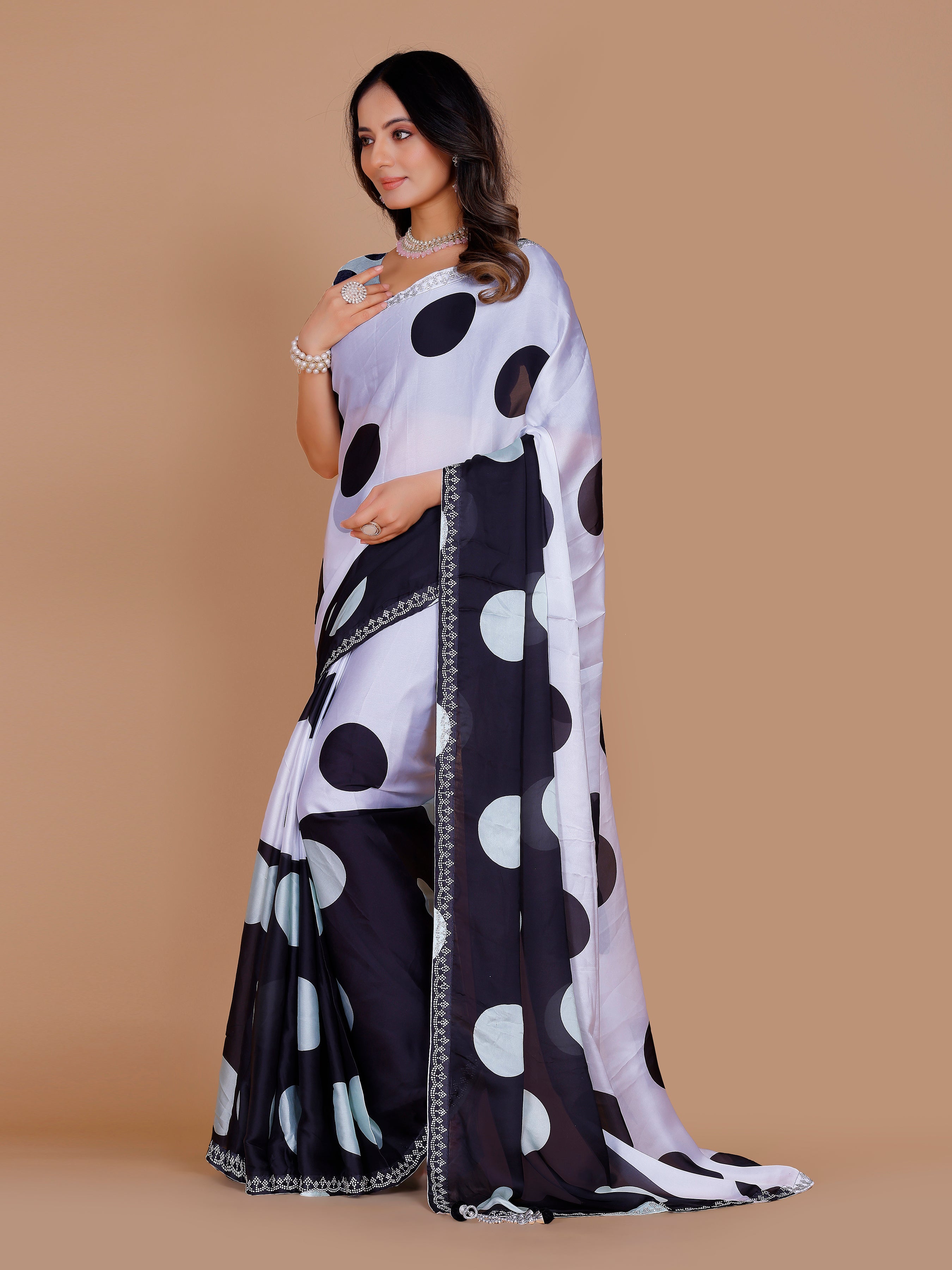 Shriya Saree