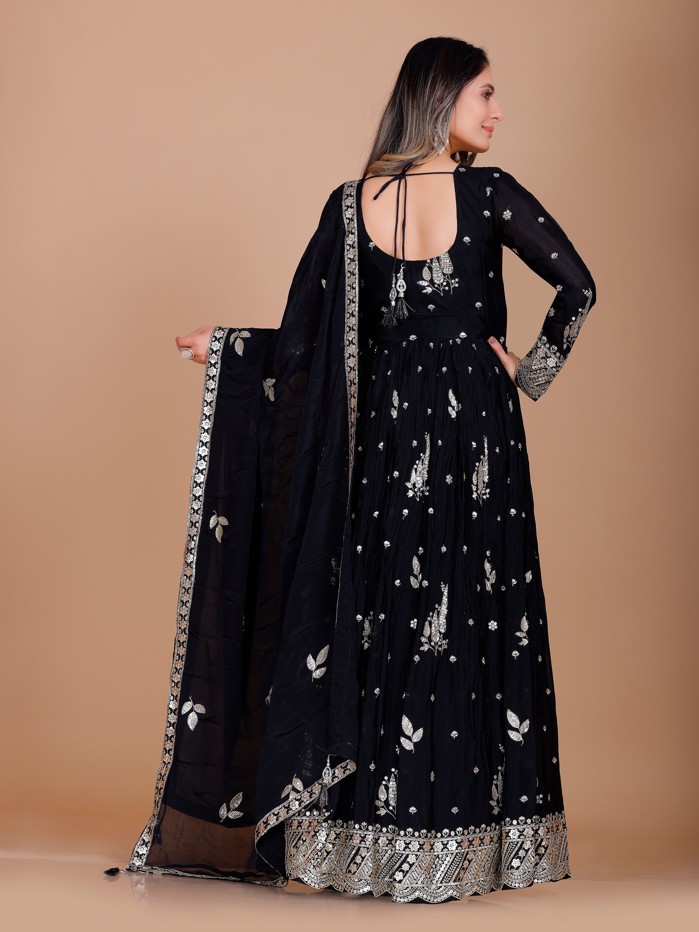 Zarina Gown With Dupatta