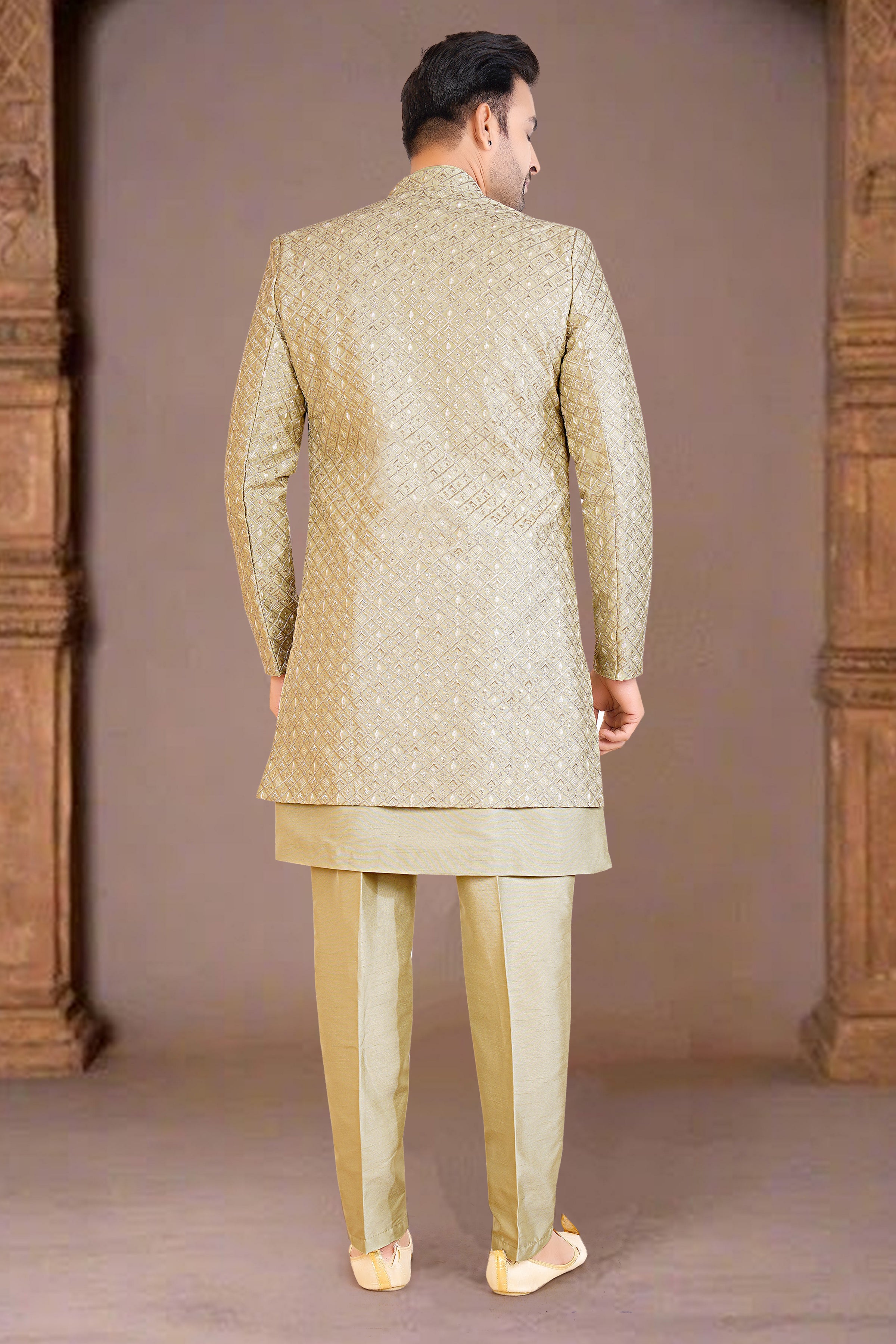 Mens Kurta Set With Jacket