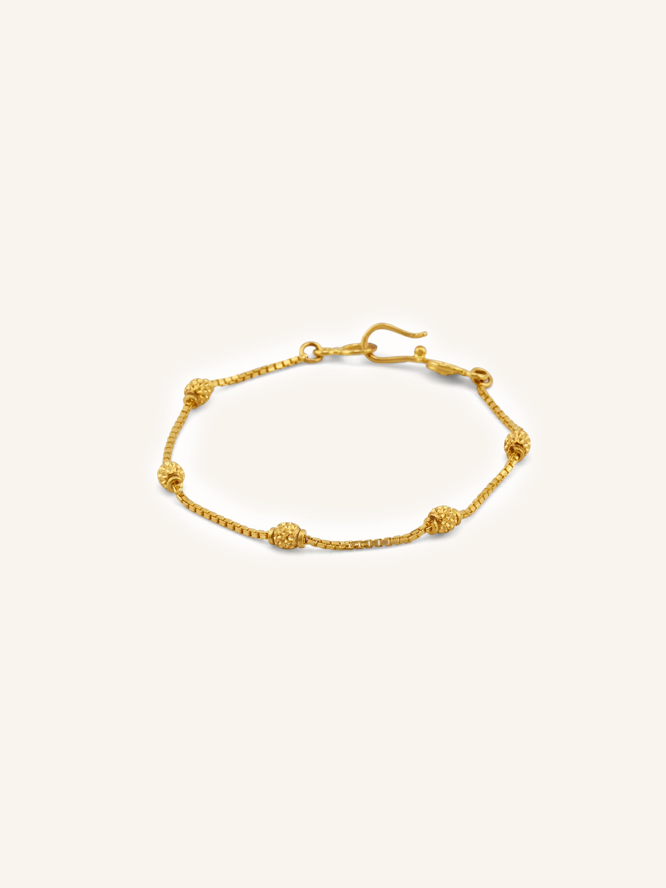 Adorable 22ct Gold Ball Baby Bracelet