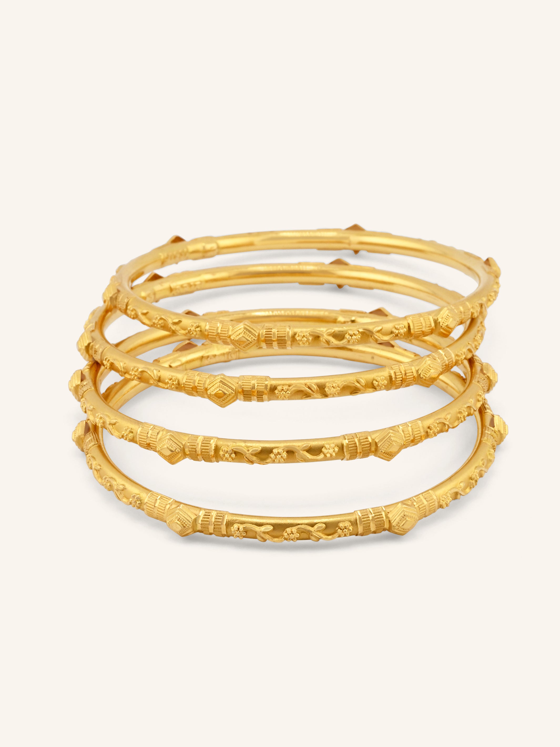 Captivating 22ct Gold Filigree 4 Piece Bangles