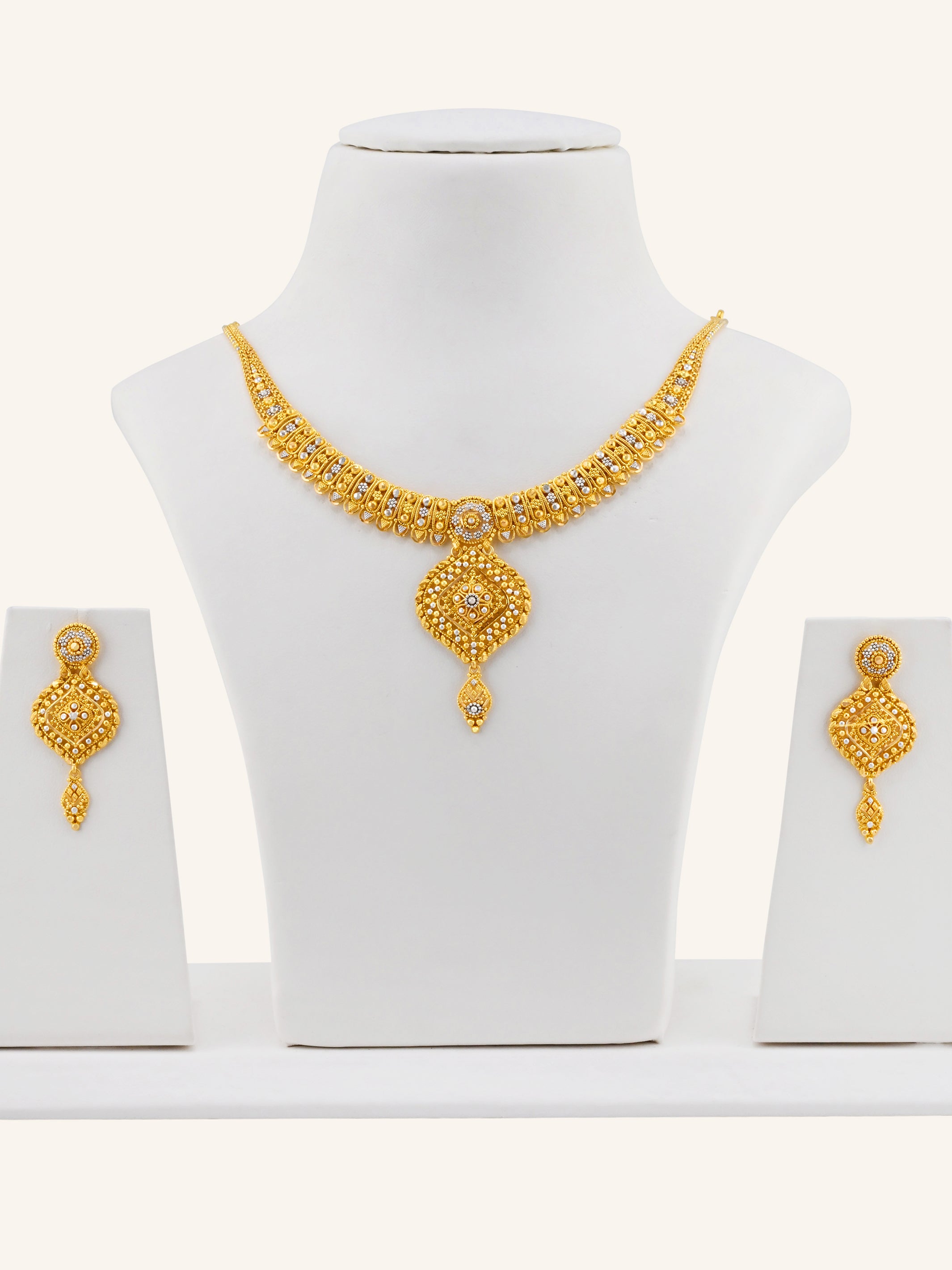 22ct Gold Two-Tone Filigree Necklace Set