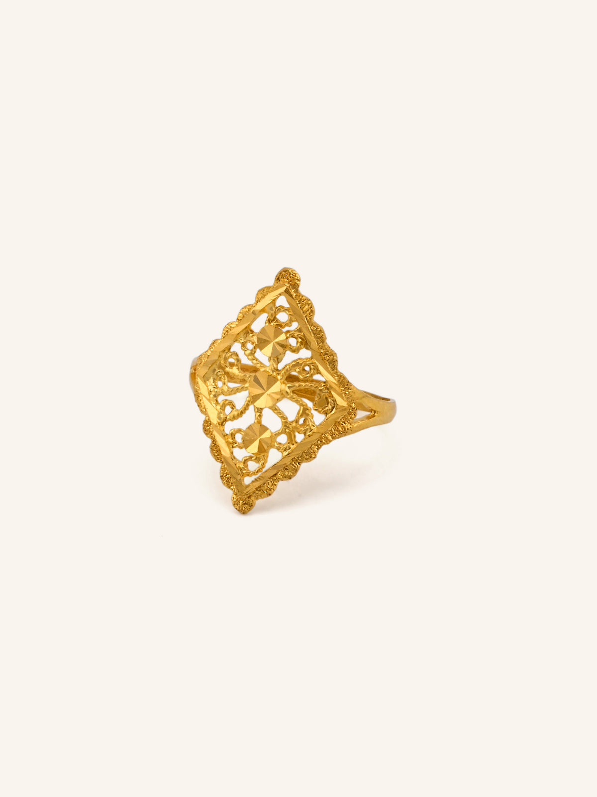 22ct Gold Filigree Ladies Ring
