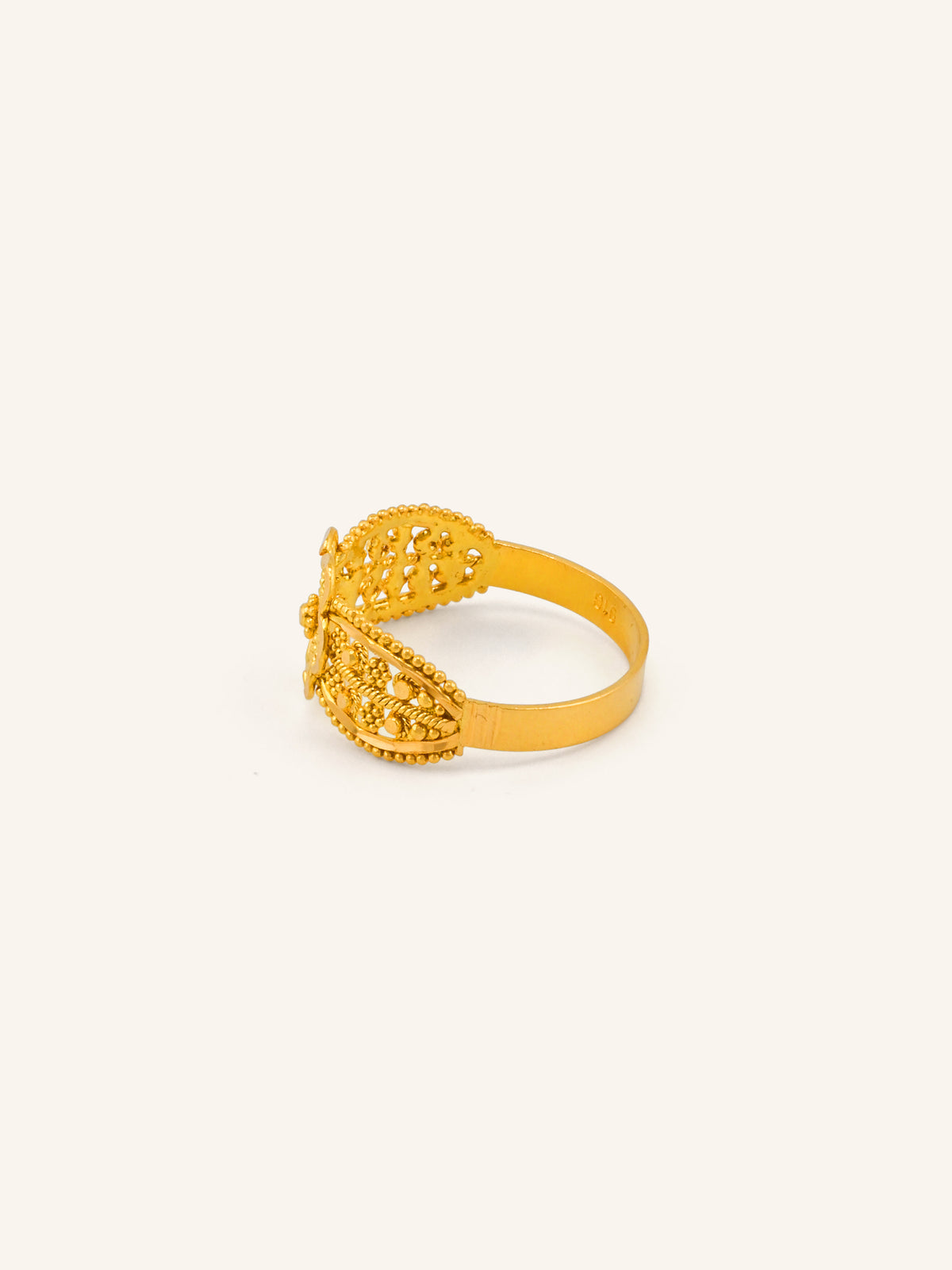 22ct Gold Ladies Ring
