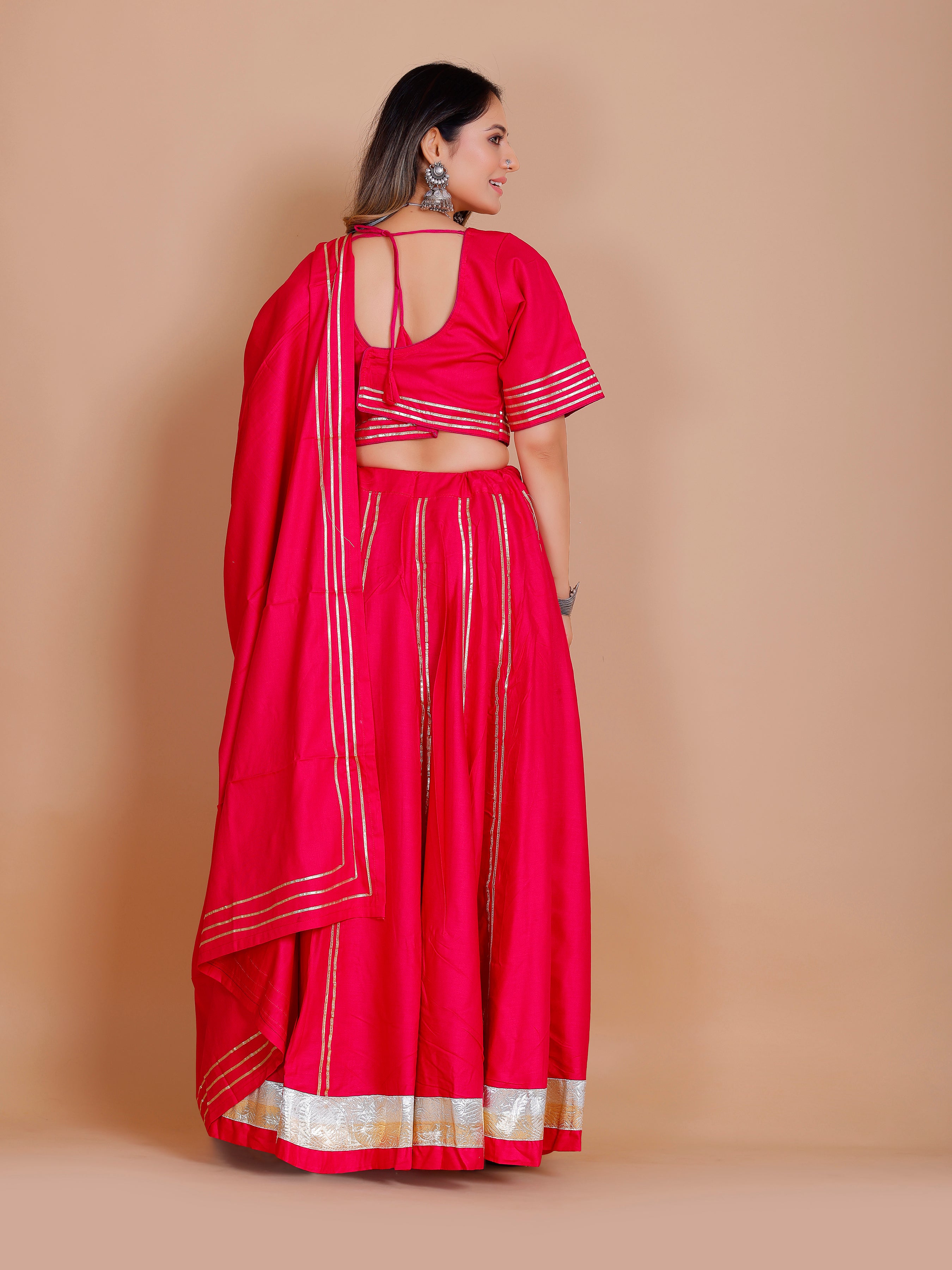 Meera Lahenga Choli