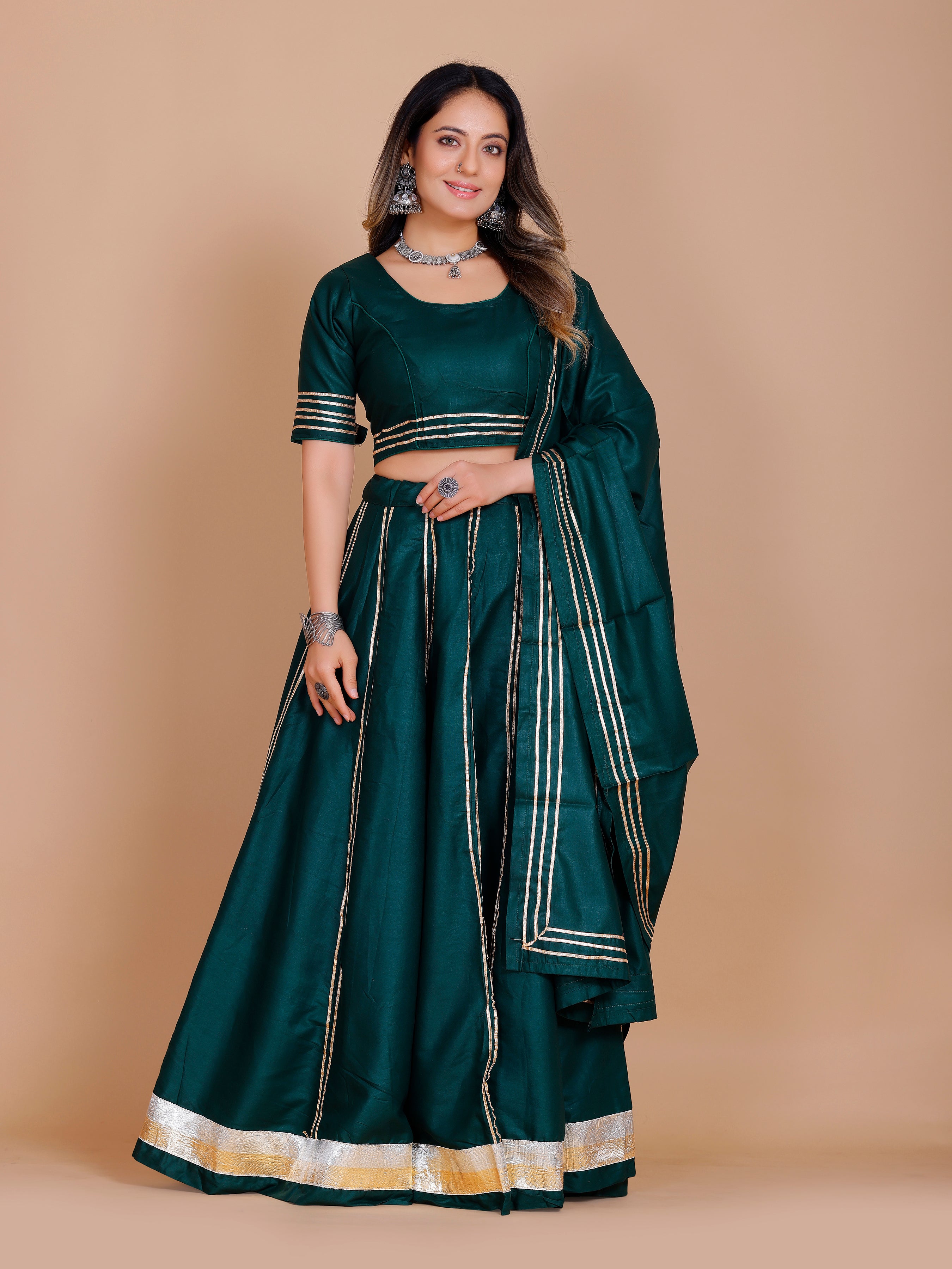 Meera Lahenga Choli