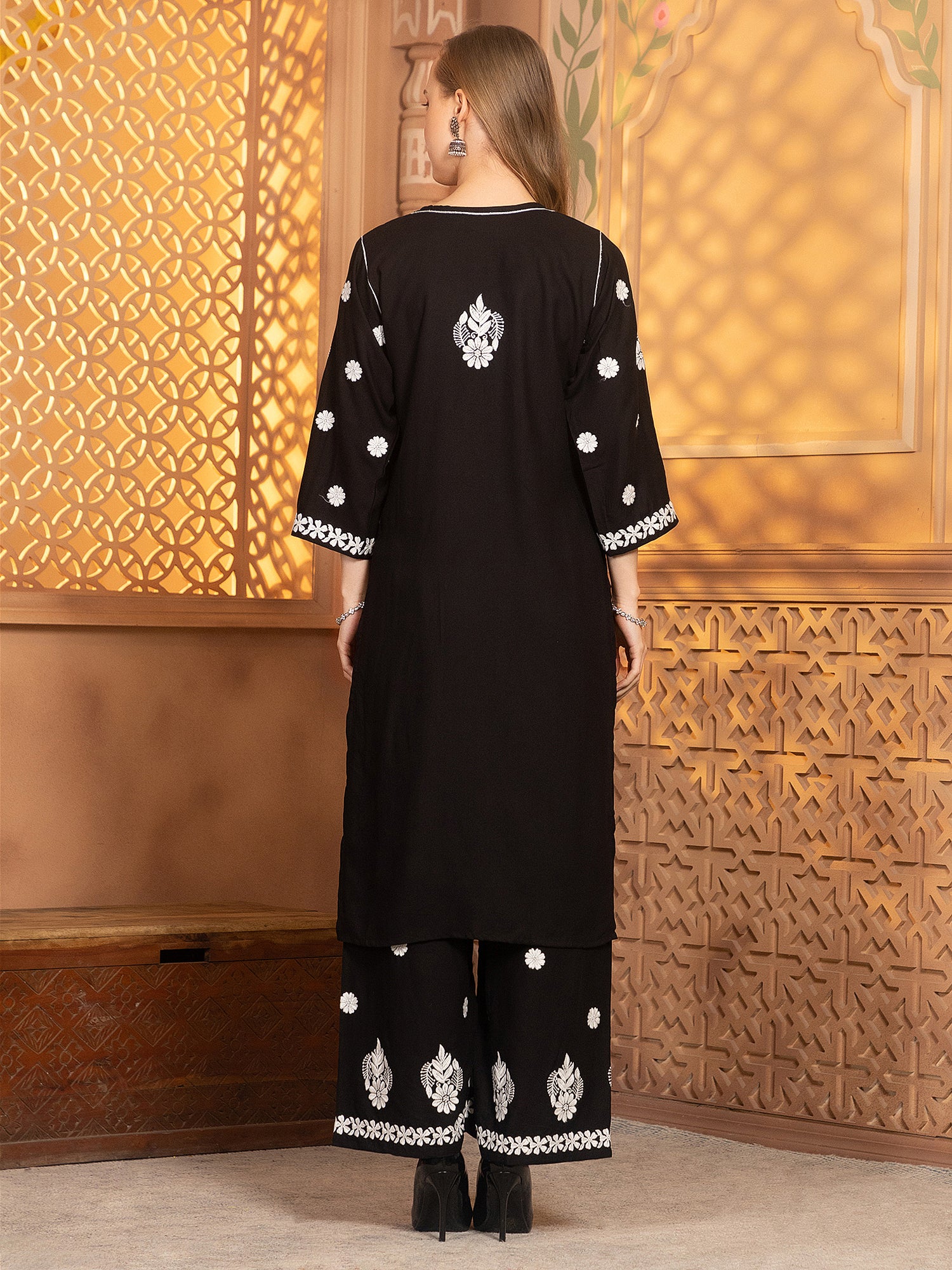 Hasvika Kurti With Palazzo