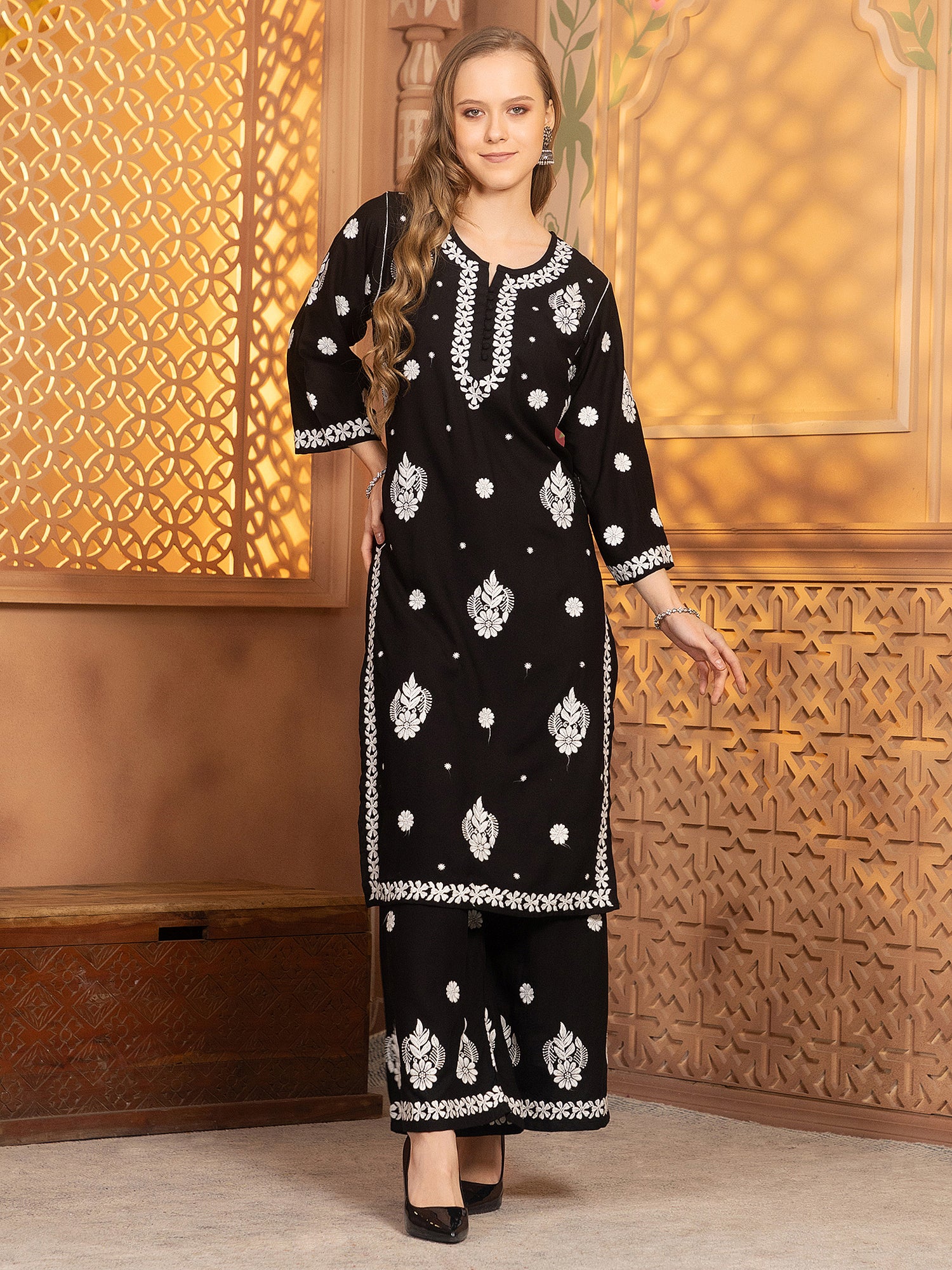 Hasvika Kurti With Palazzo