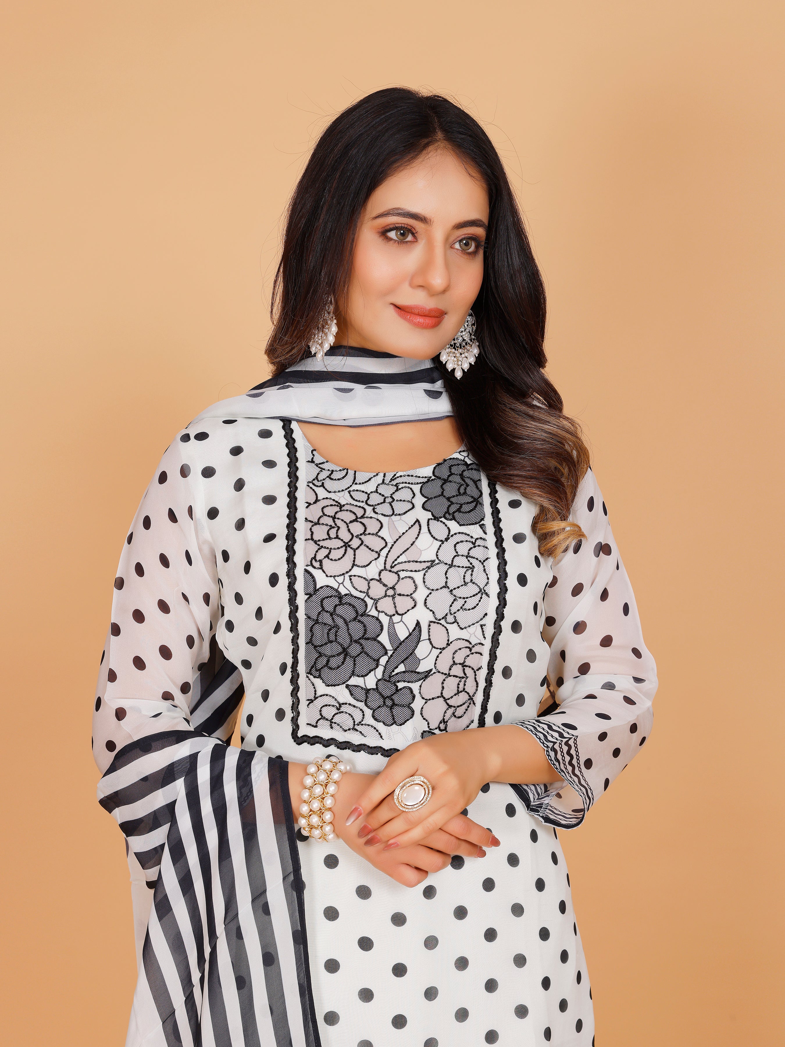 Adhya Kamiz & Pant