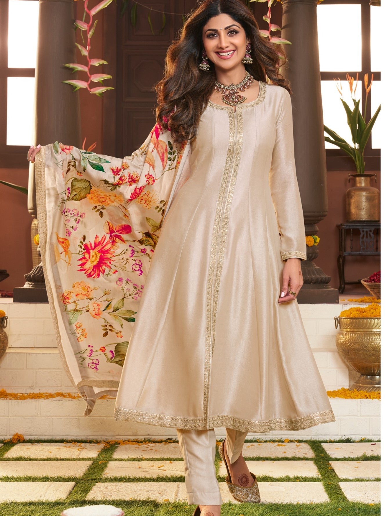 Mahira Flair Kamiz & Pant