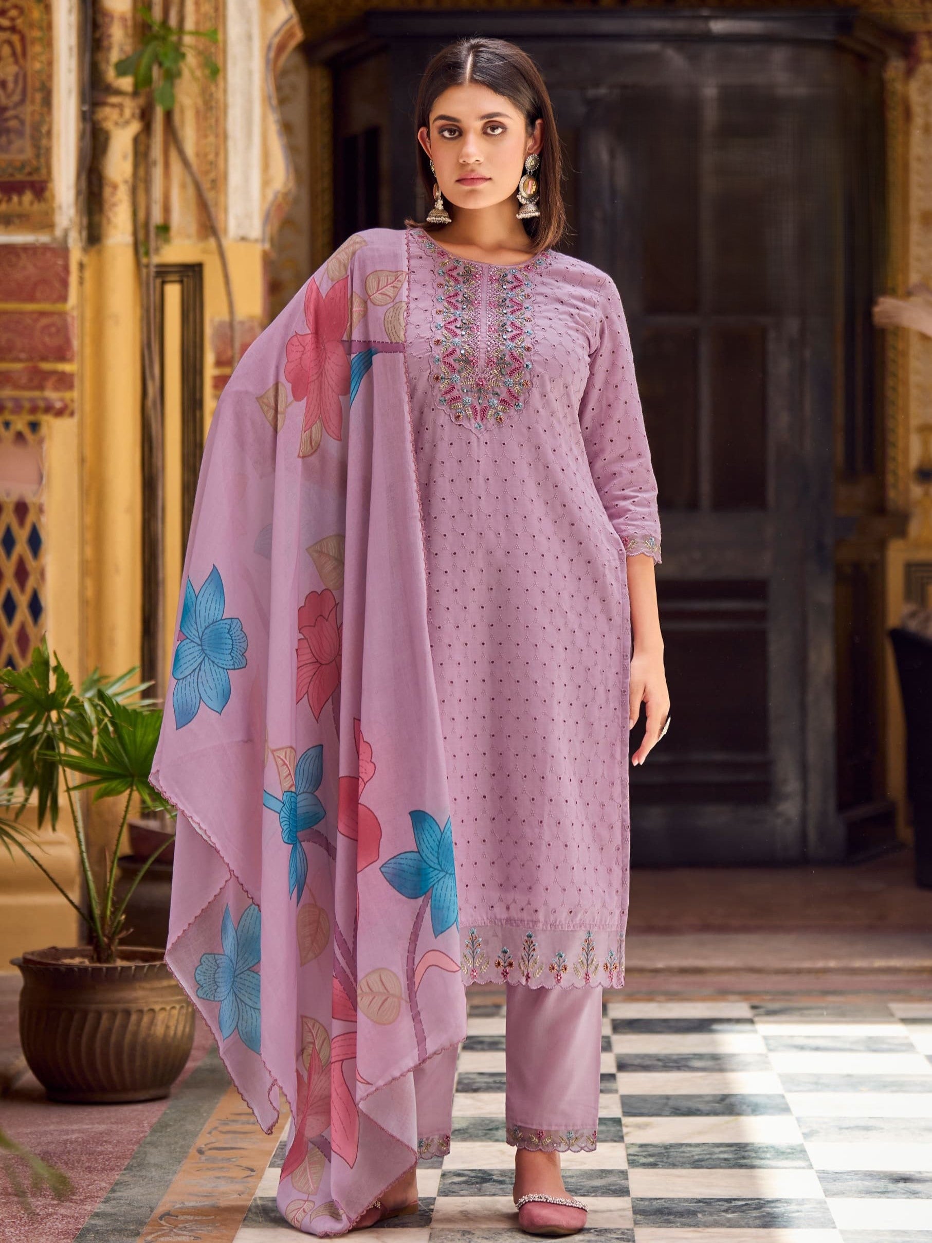 Noor Kamiz & Pant