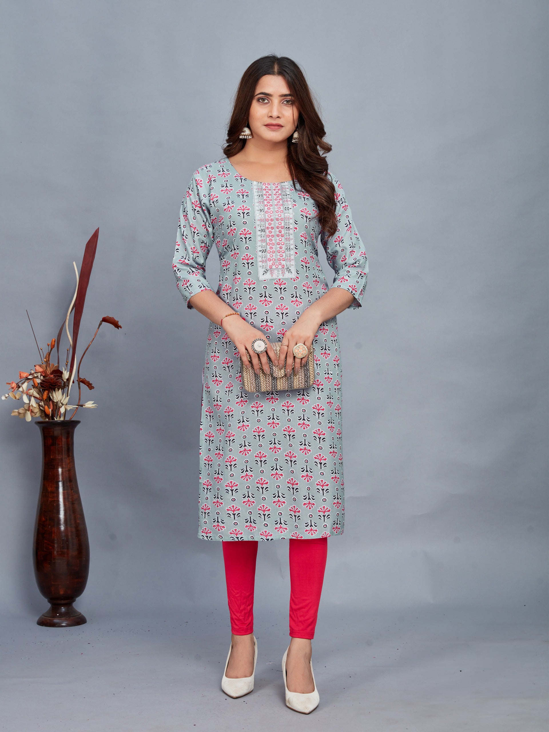 Saanvi Kurti