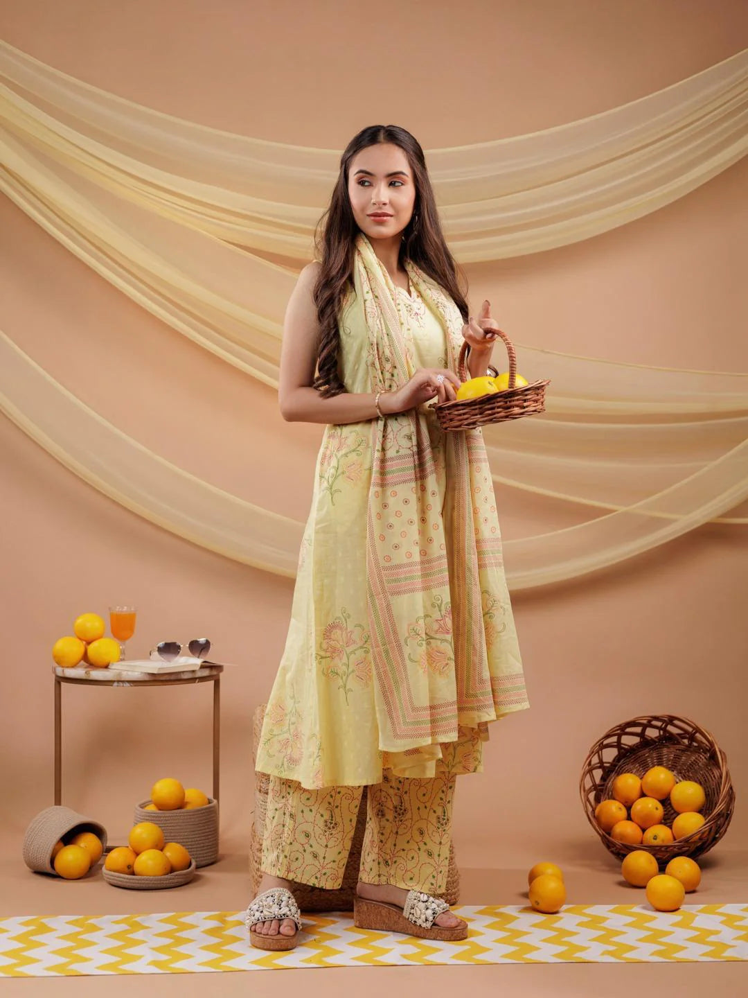 Nisha Kamiz & Pant