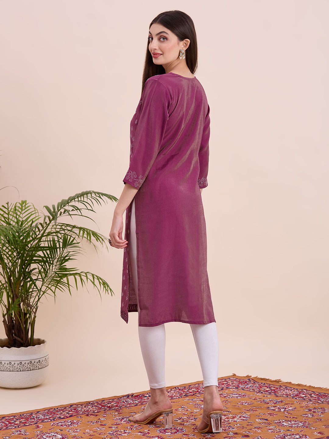 Tisha Kurti