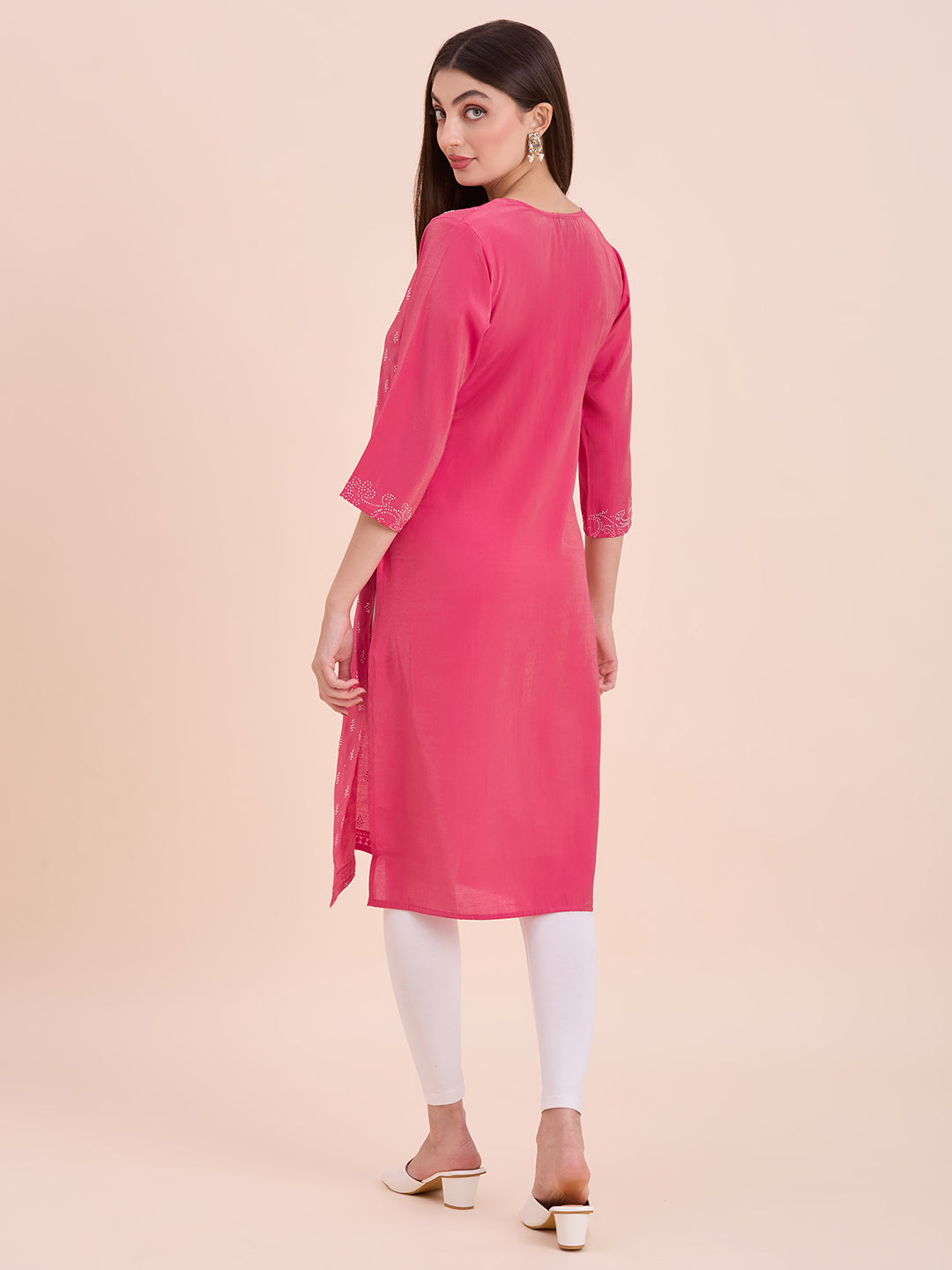 Tisha Kurti