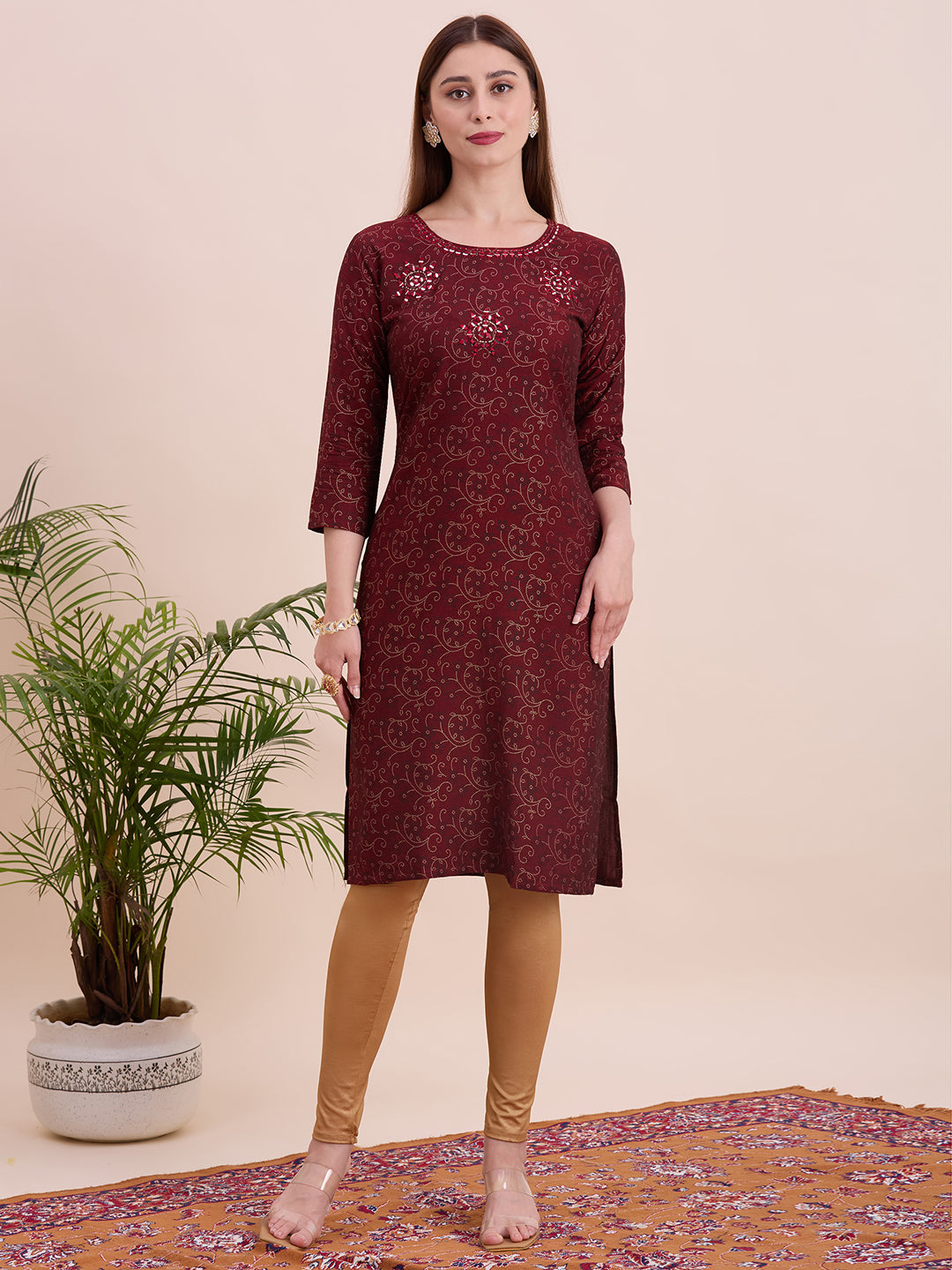 Nisha Kurti