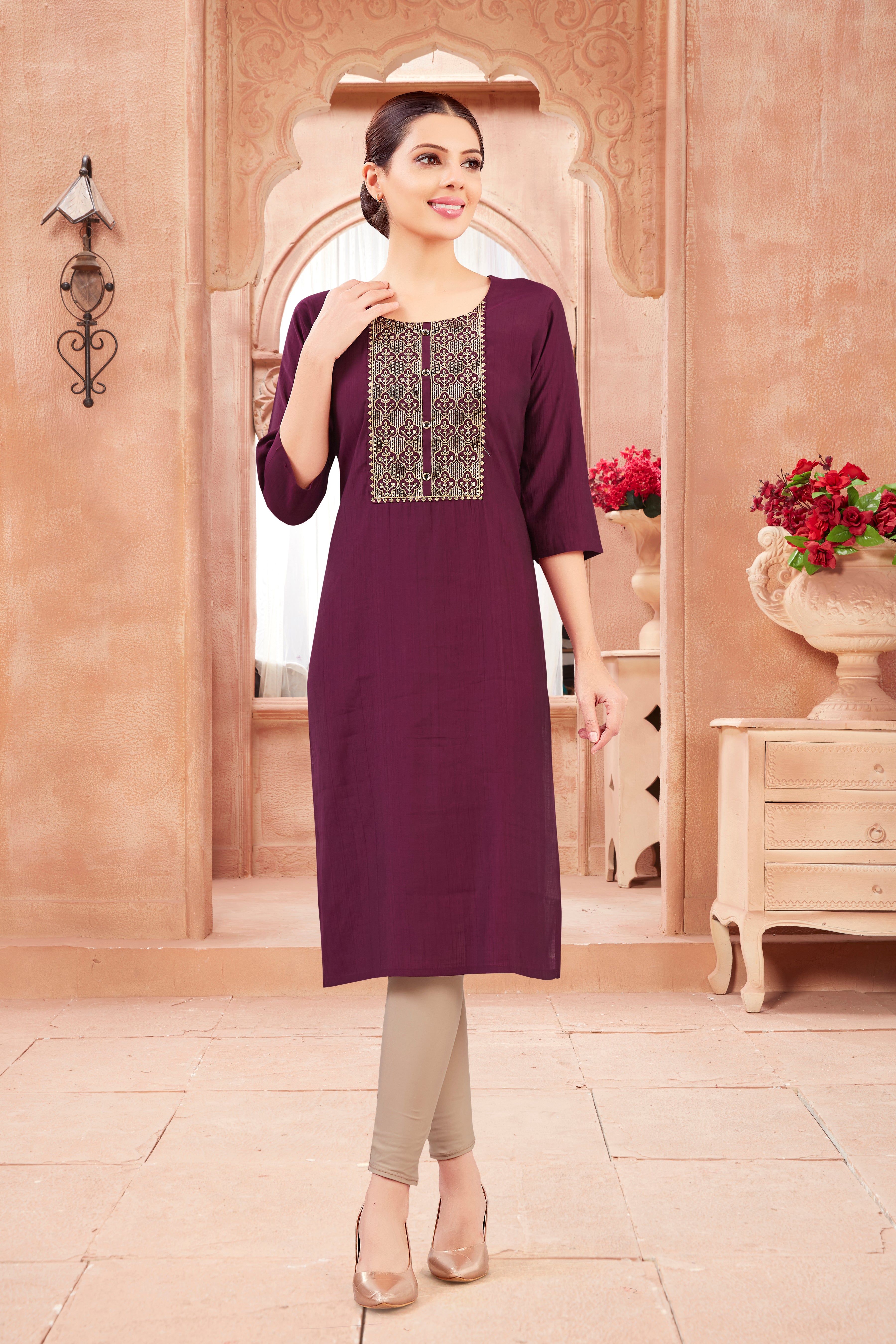 Arohi Kurti