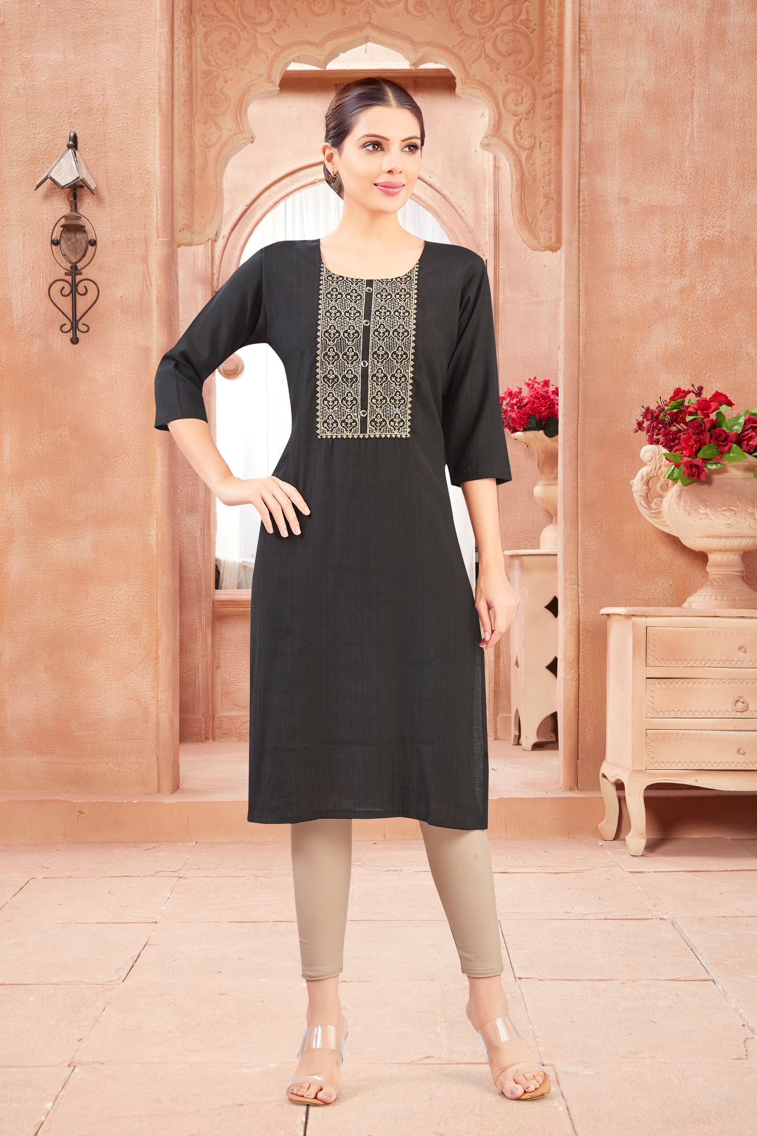 Arohi Kurti