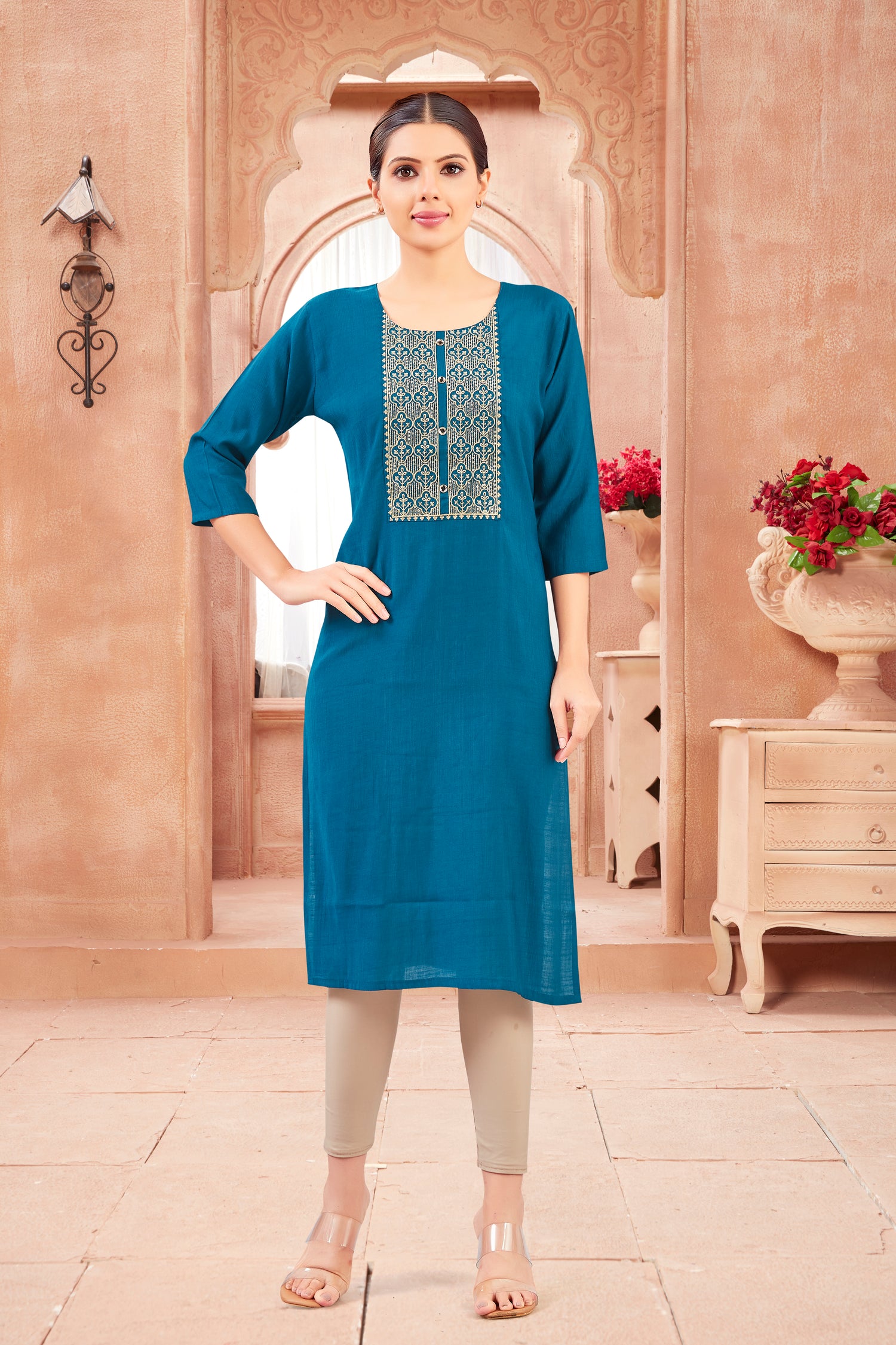 Arohi Kurti