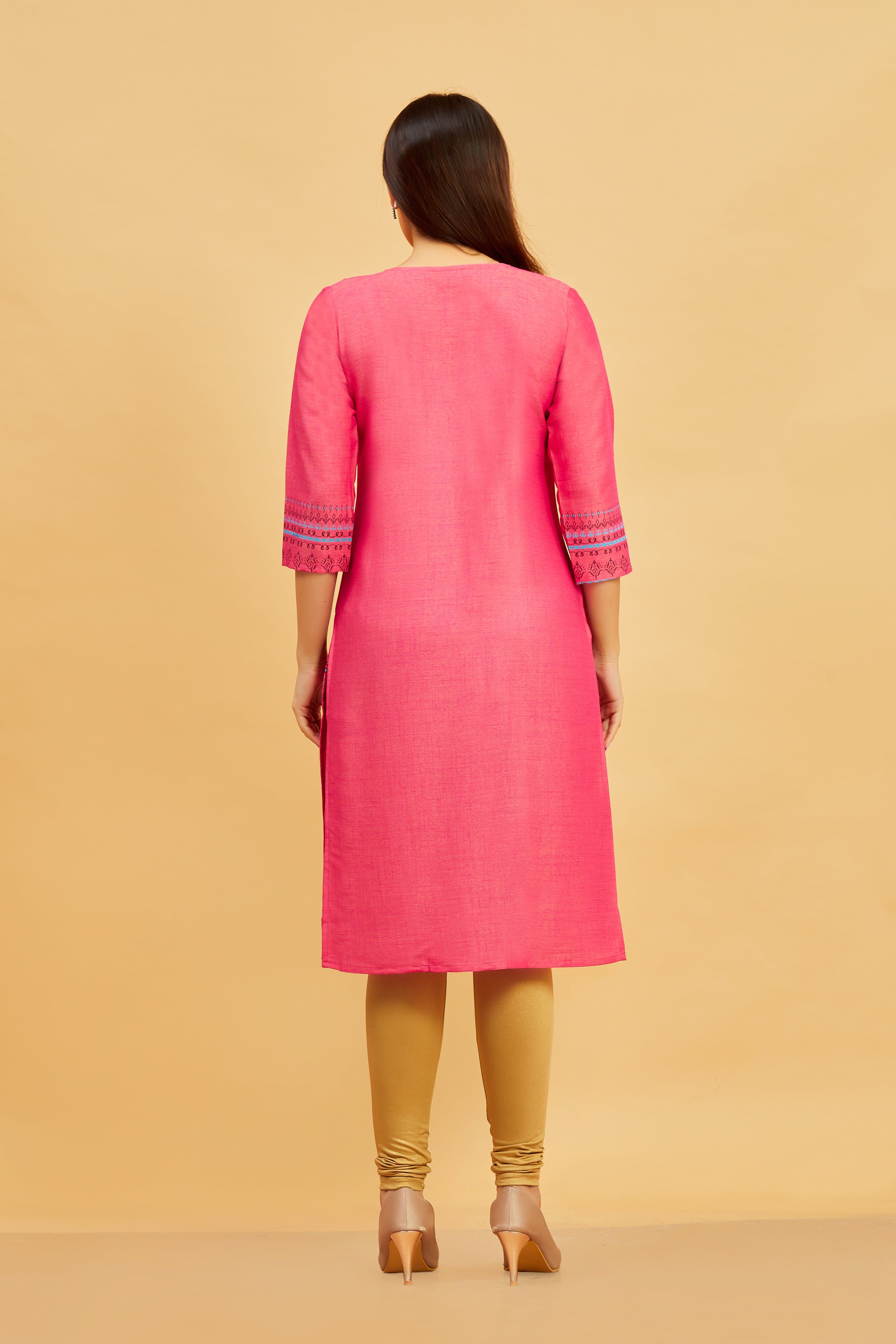 Neela Kurti