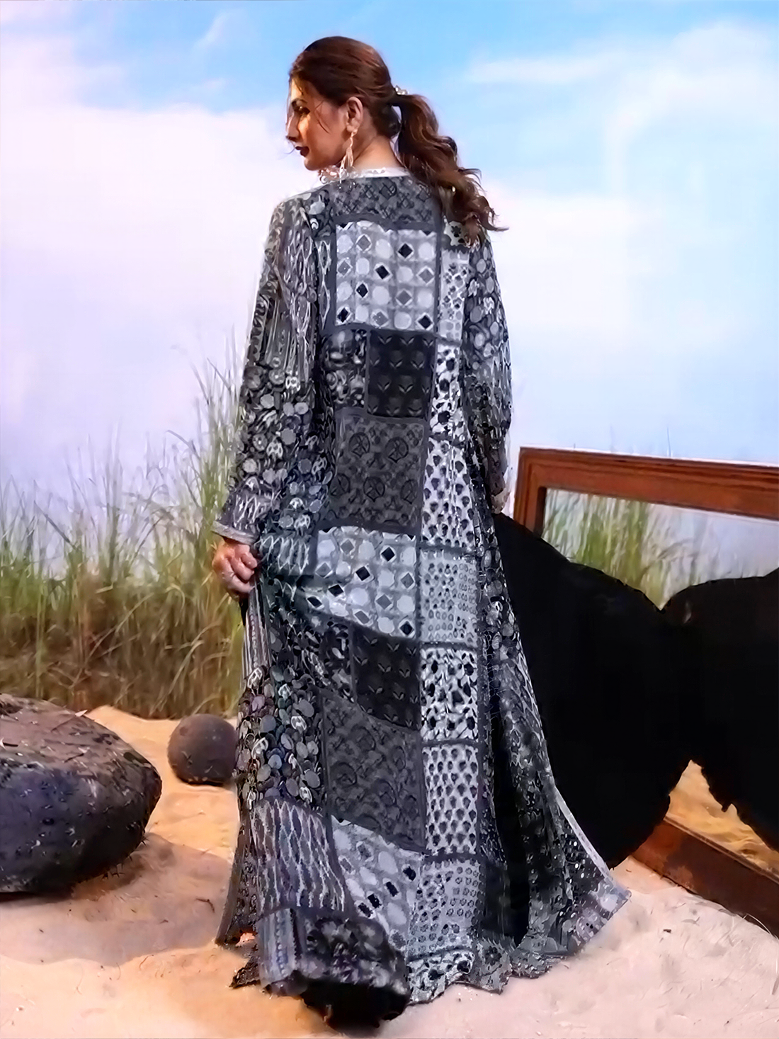 Mihira Gown With Jacket