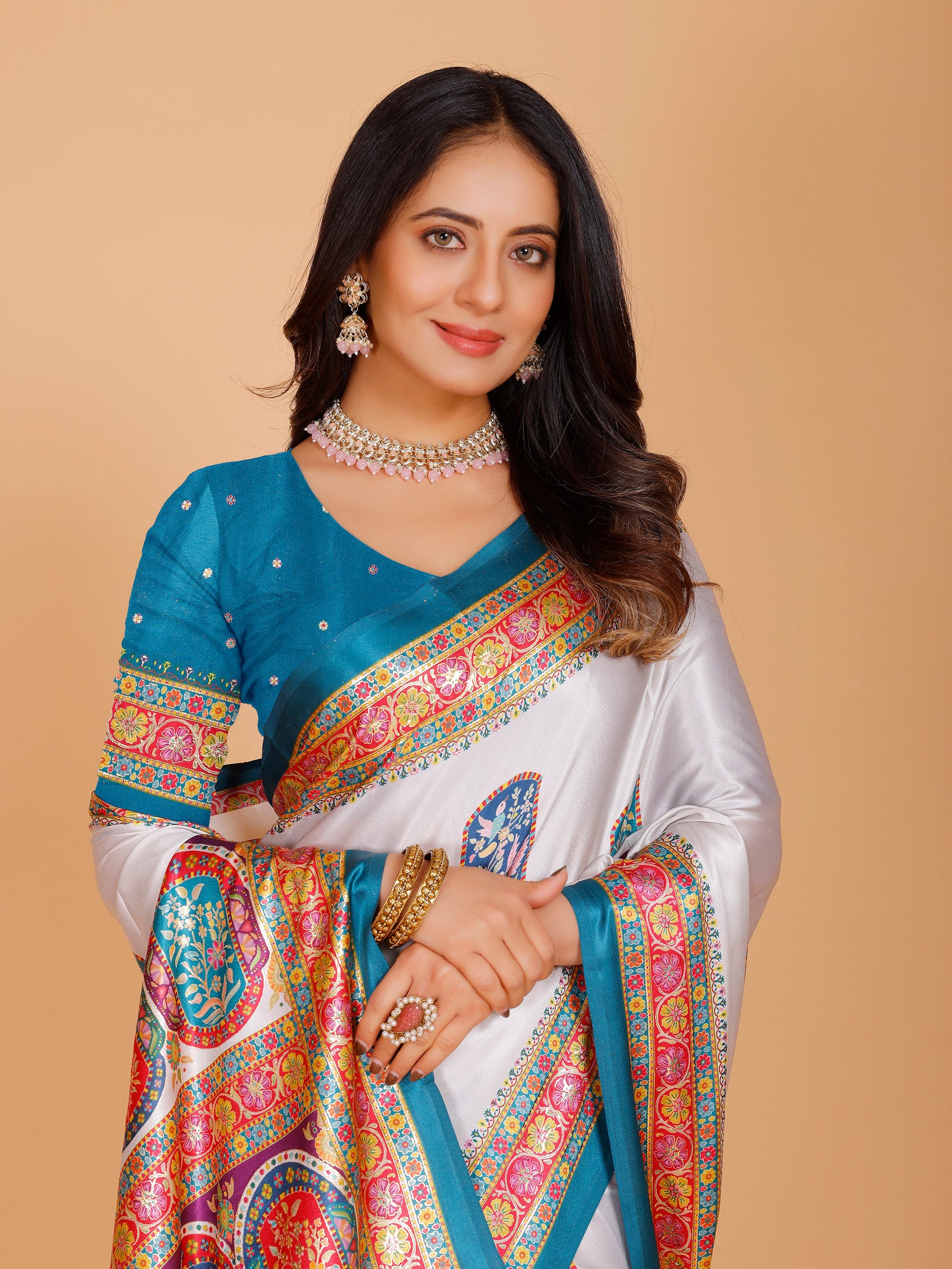 Navya Saree