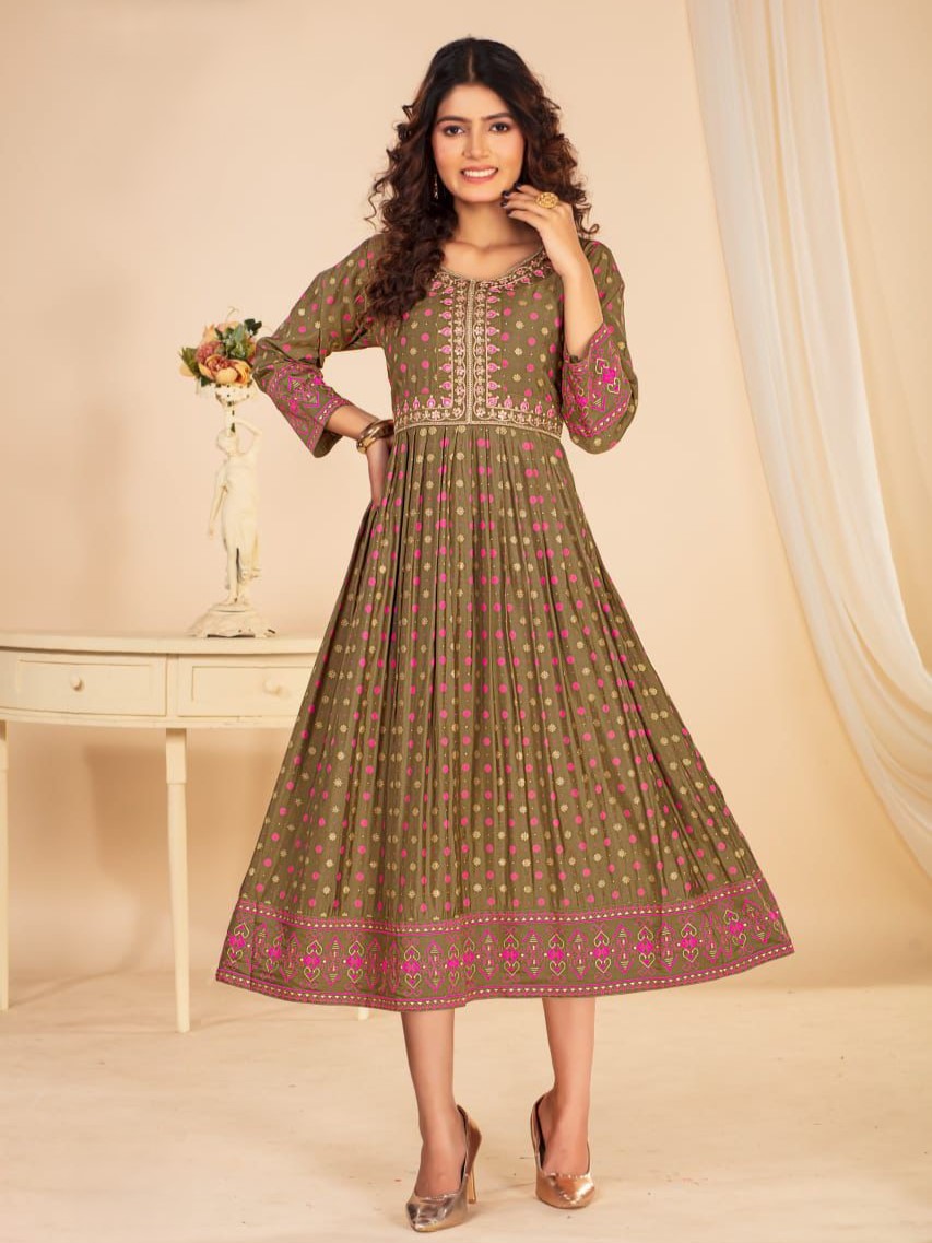 Hina Flair Kurti