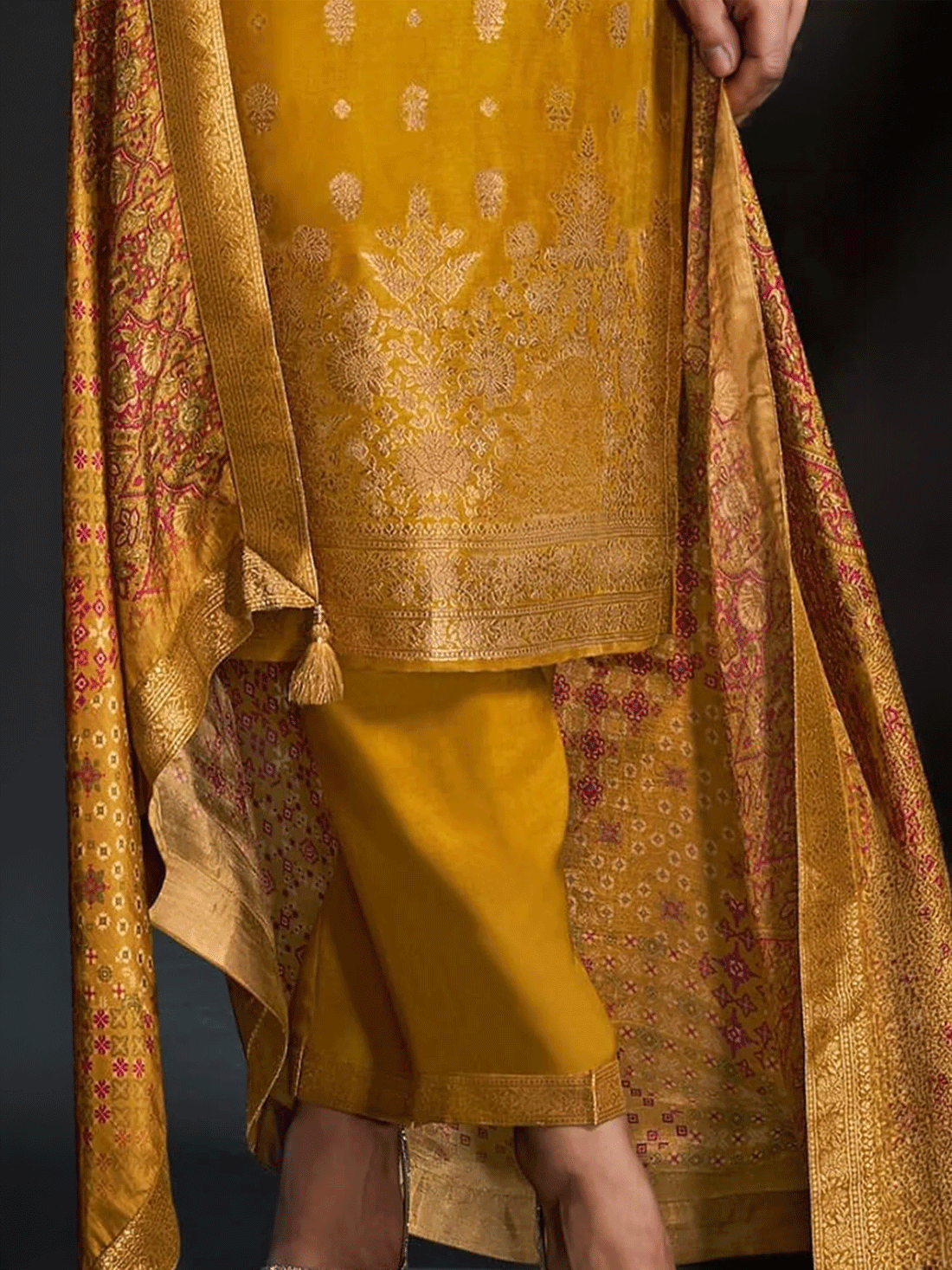 Zareen Silk Straight-cut Suit