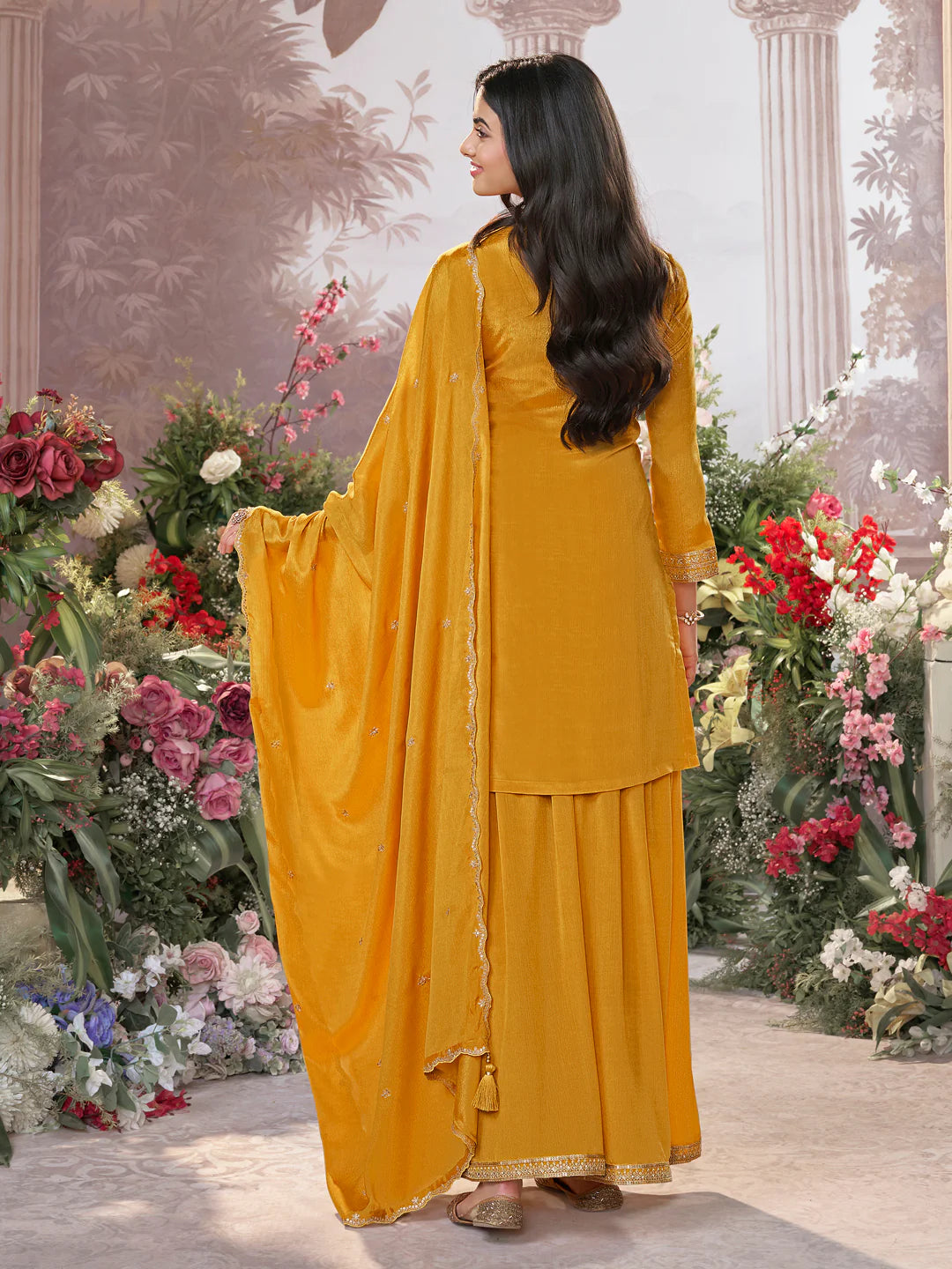 Vani Palazzo Suit
