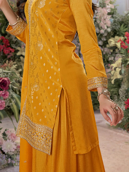 Vani Palazzo Suit