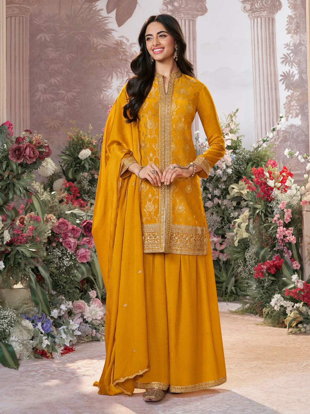 Vani Palazzo Suit