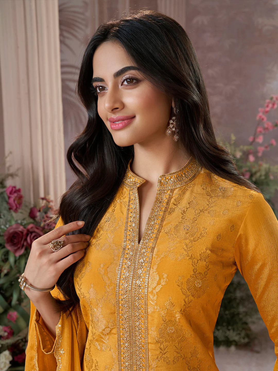 Vani Palazzo Suit