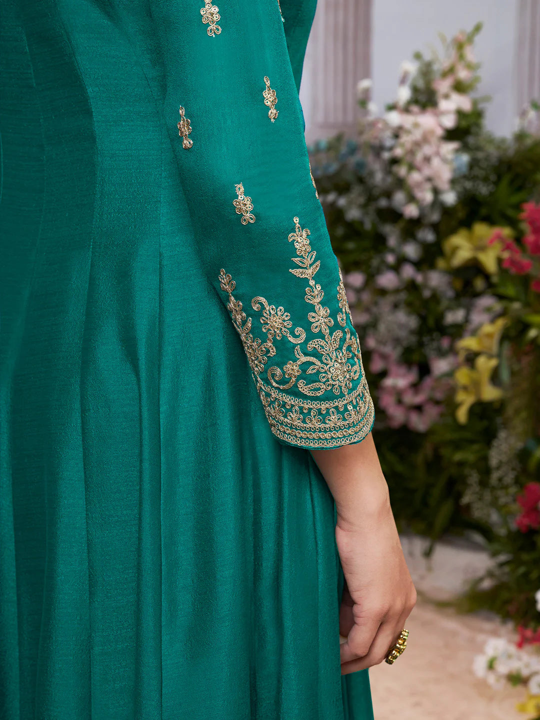 Heena Flair Suit