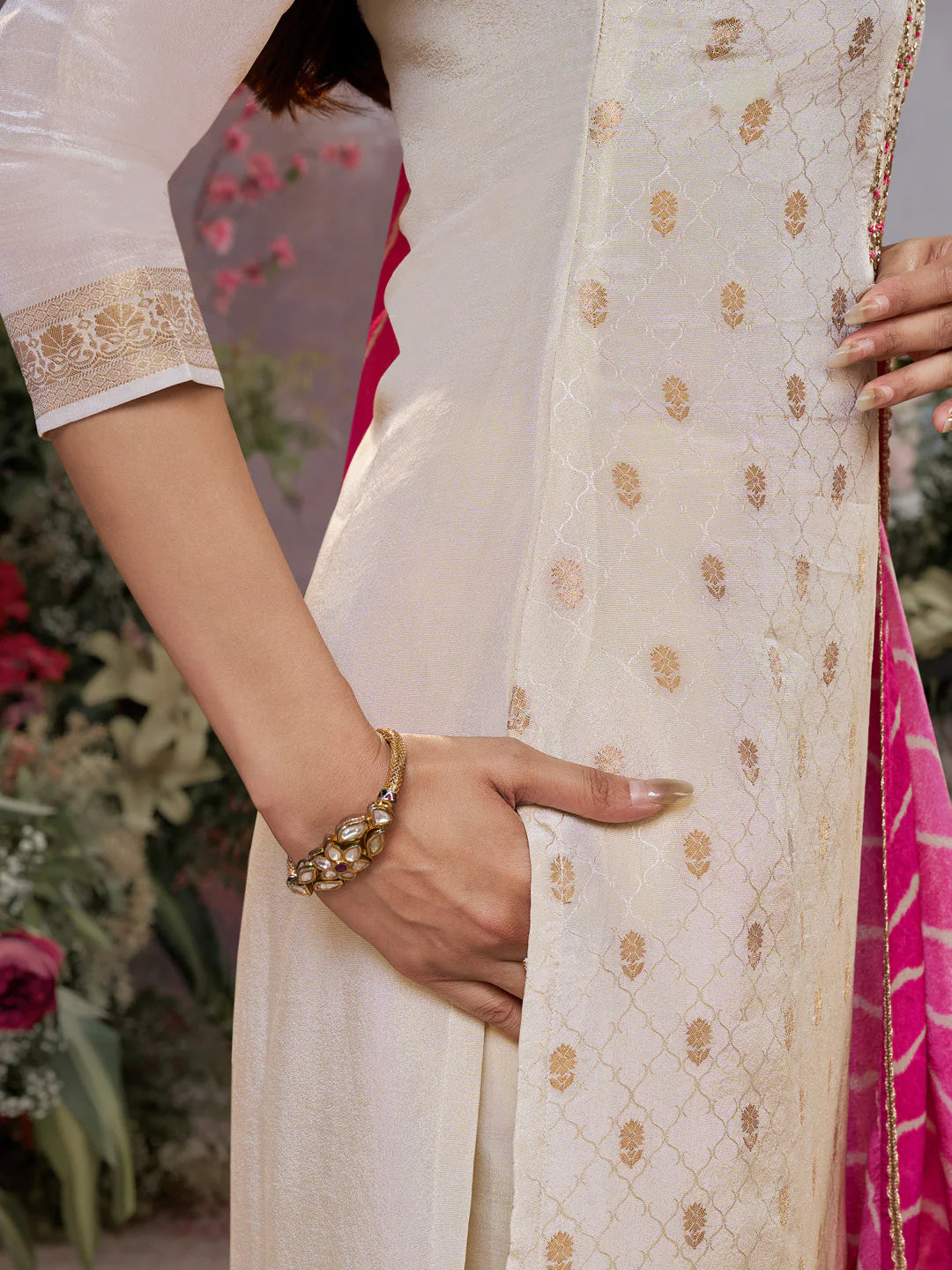 Nilam Kamiz &amp; Pant