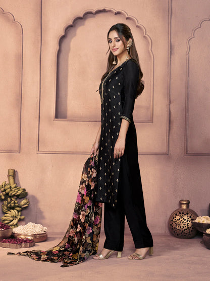 Anamika Kamiz &amp; Pant