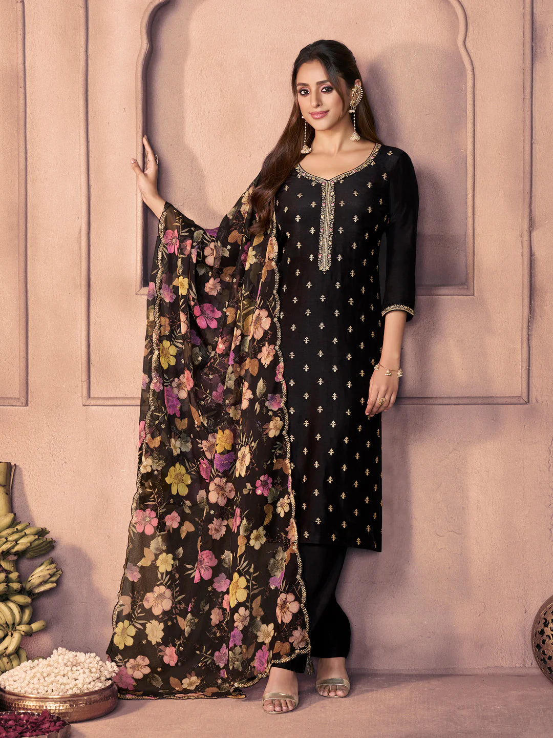 Anamika Kamiz &amp; Pant