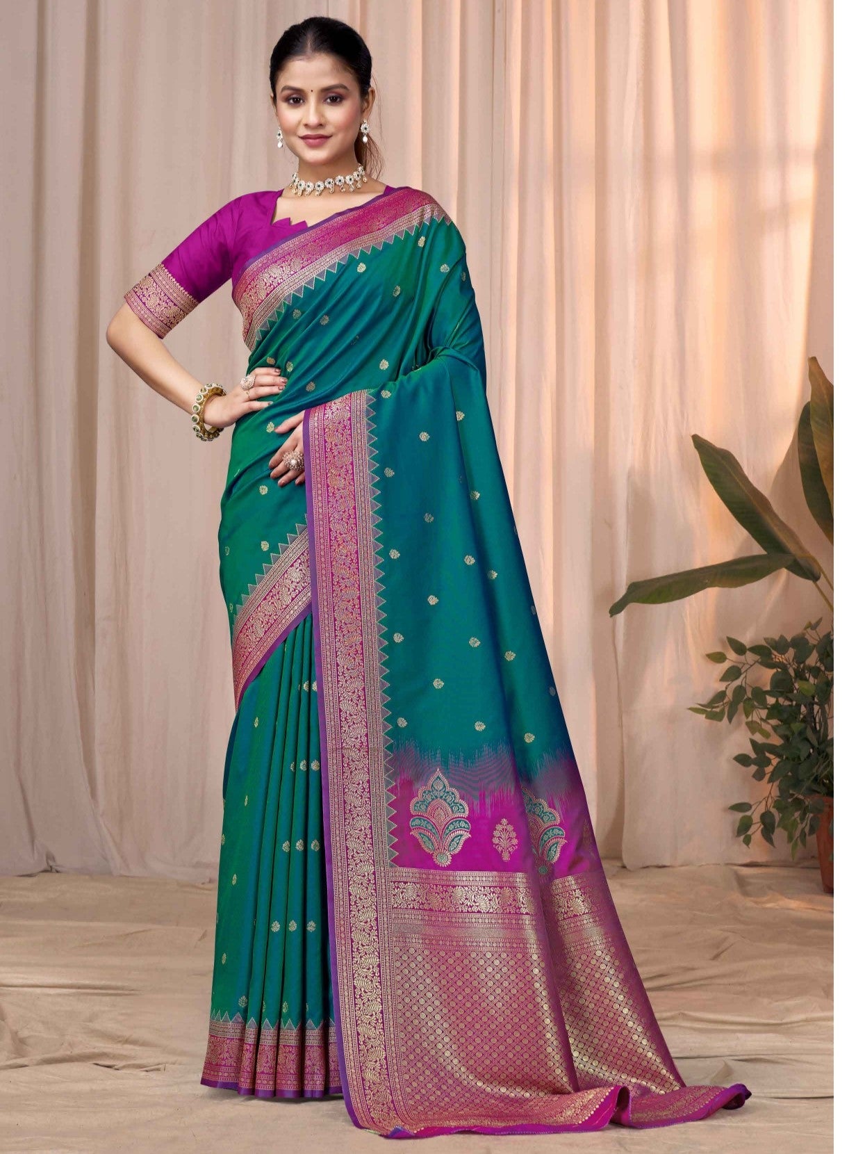 Radhika Saree